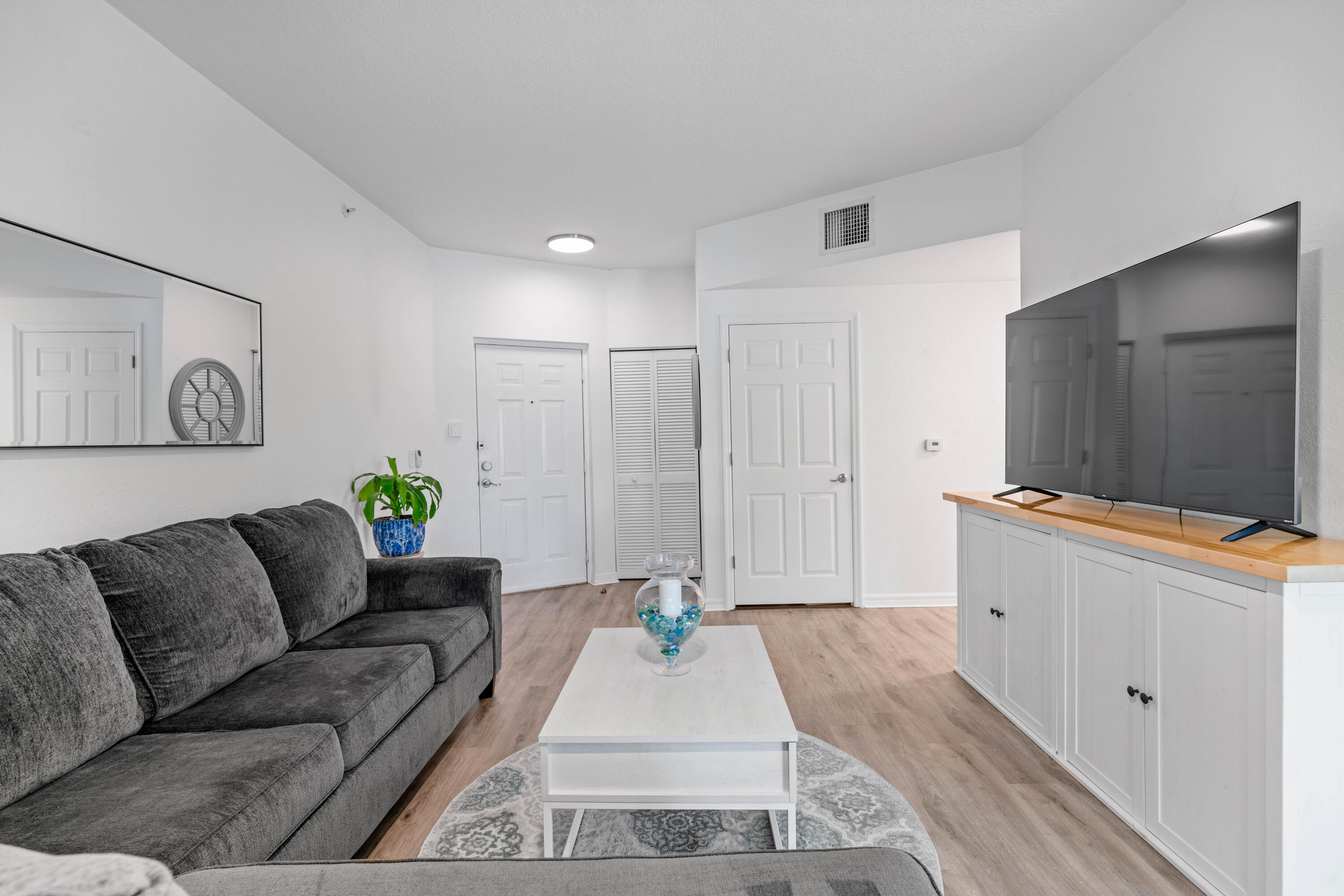 2726 Anzio Court 103