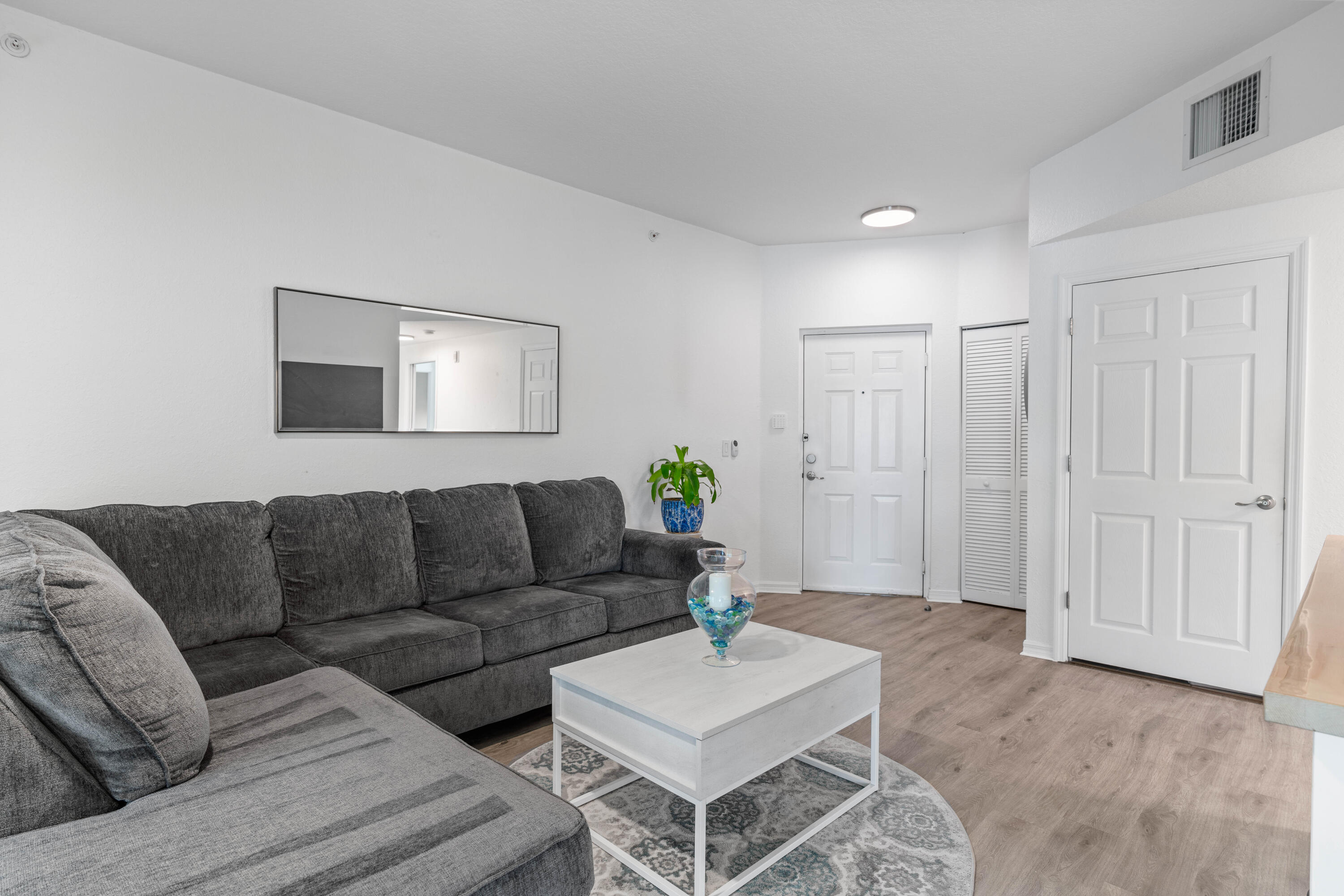 2726 Anzio Court 103