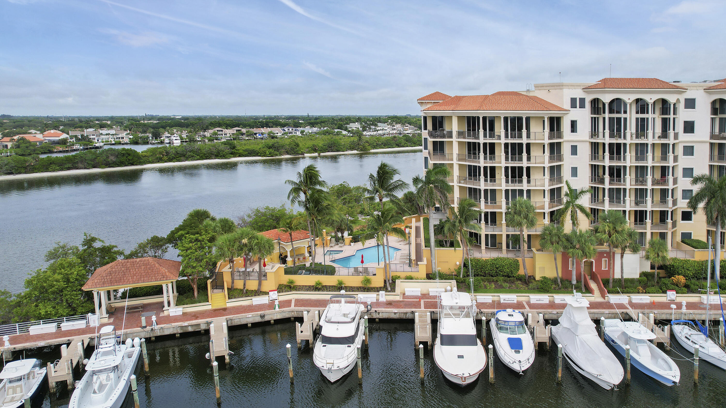 348 S Us Highway 1 18