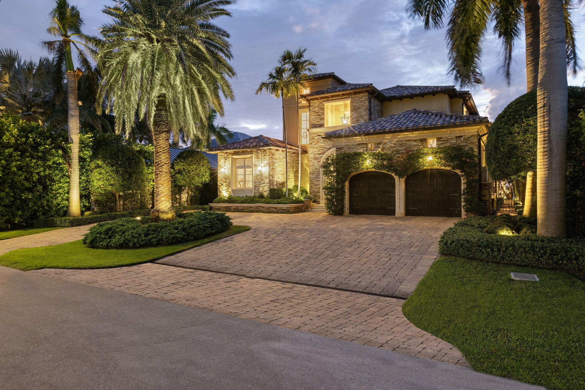 1125 N Atlantic Drive, Lantana