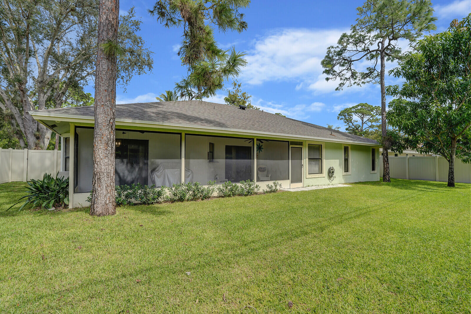 931 Citrus Place, Wellington