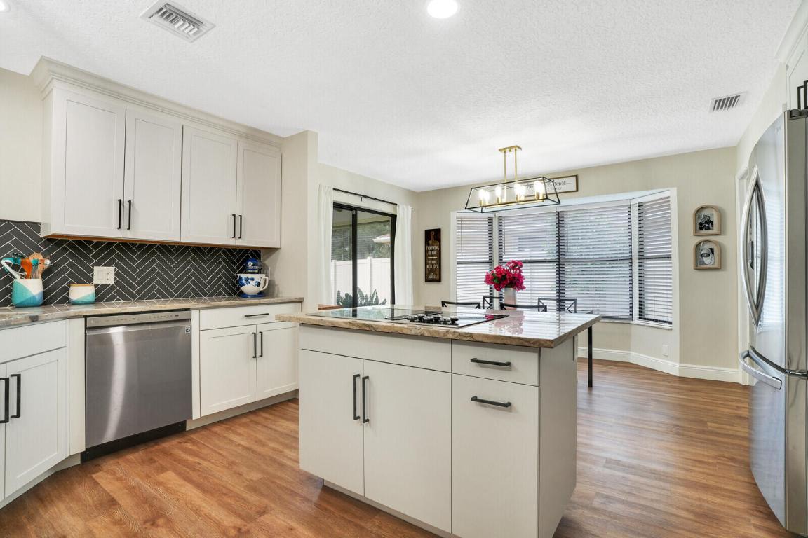 931 Citrus Place, Wellington