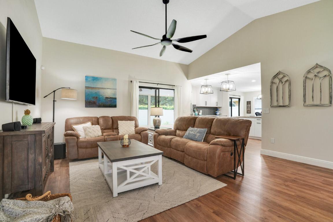 931 Citrus Place, Wellington