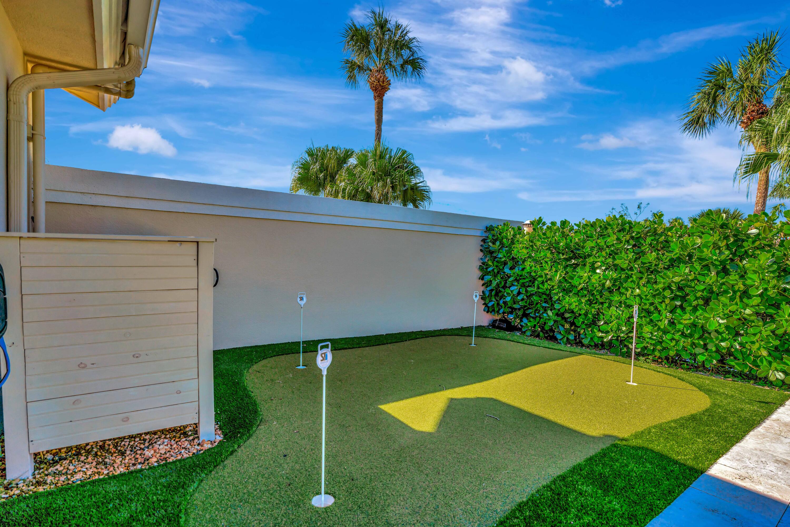 242 E River Park Drive