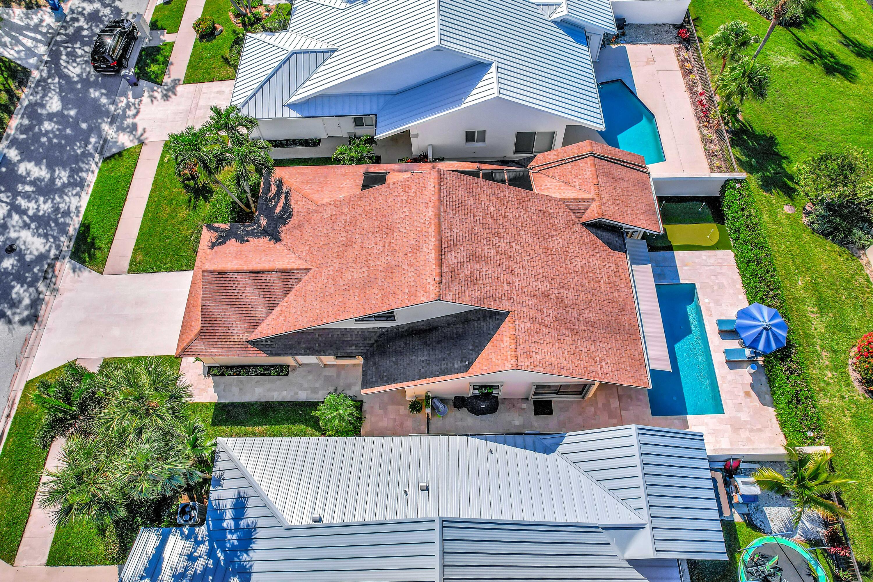 242 E River Park Drive