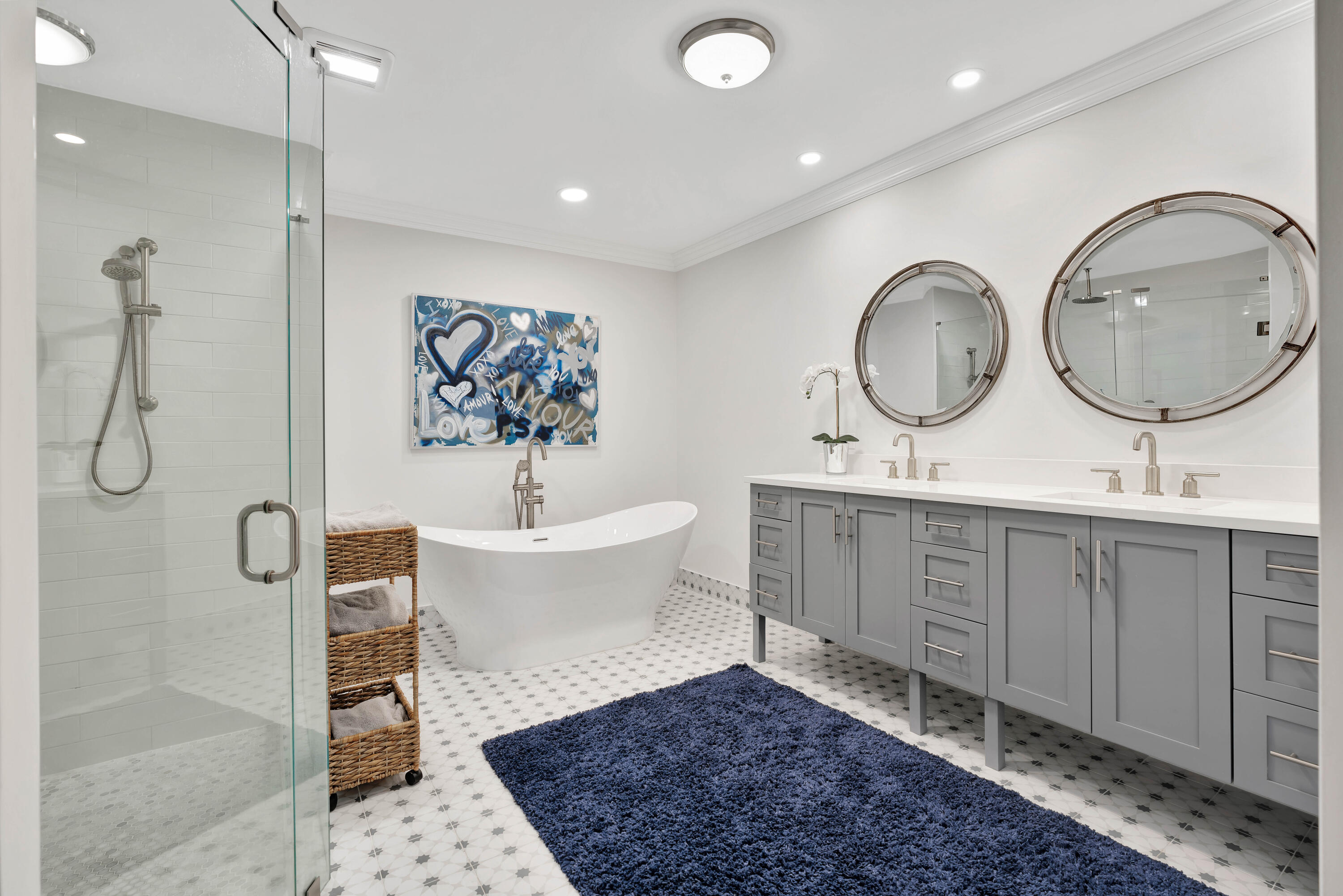 242 E River Park Drive