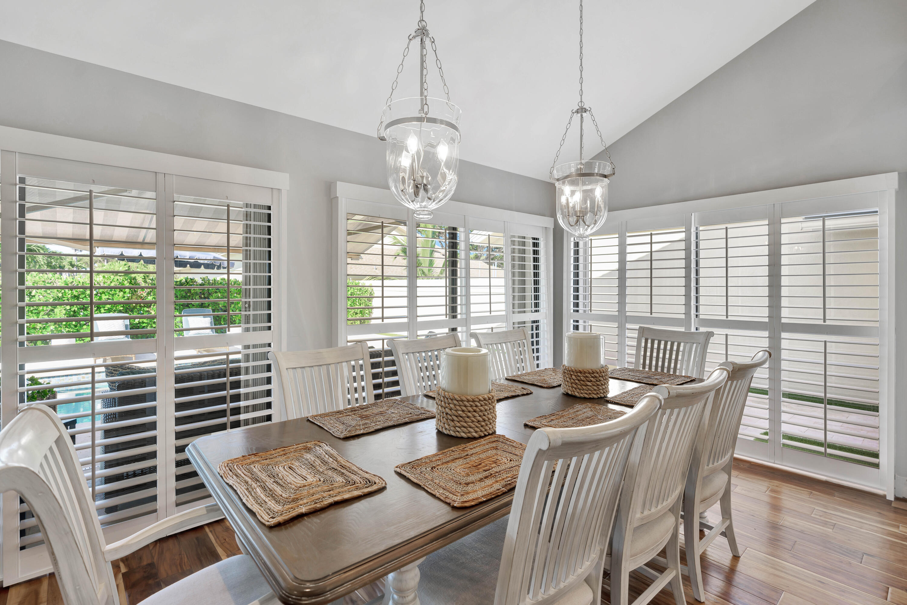 242 E River Park Drive