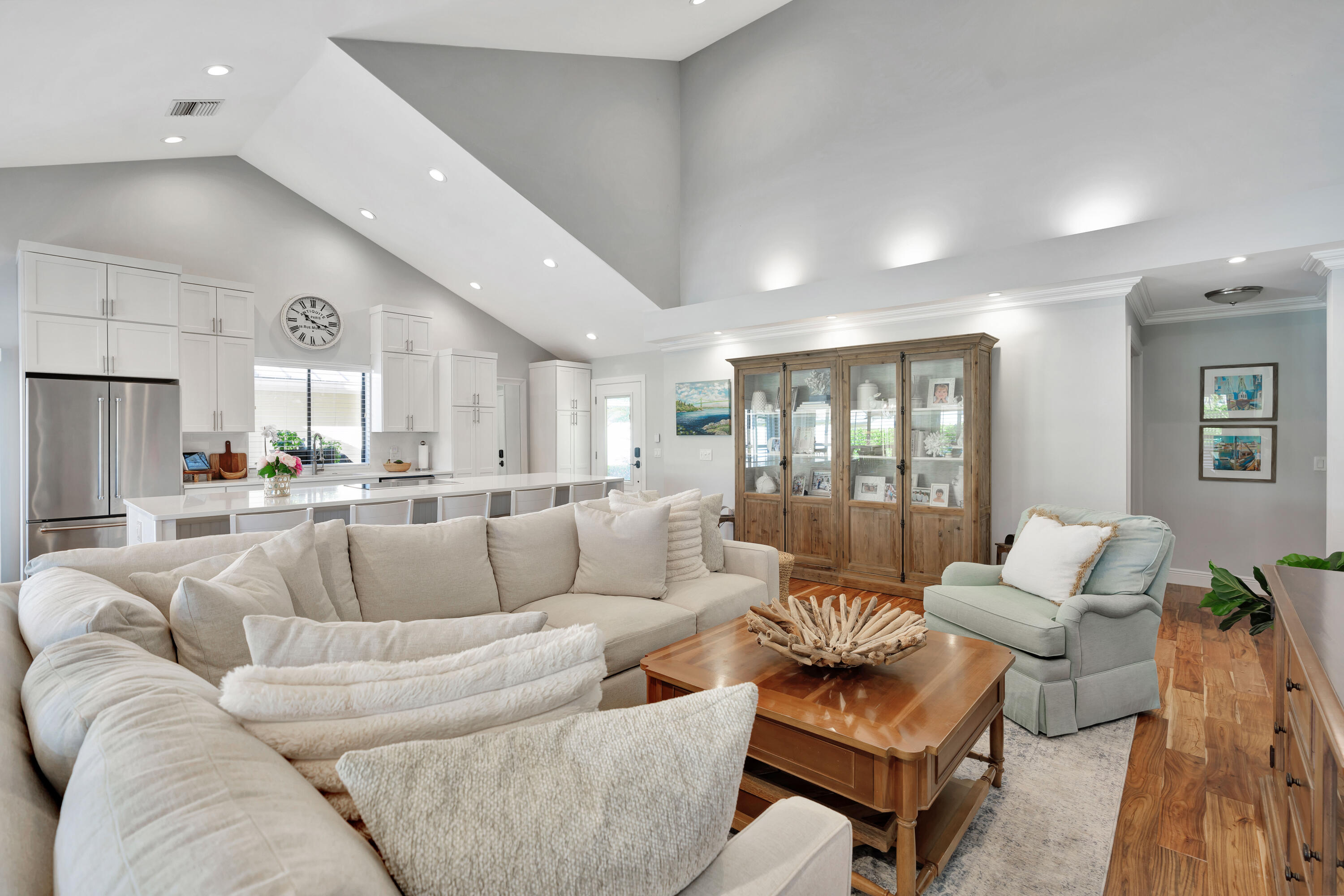 242 E River Park Drive