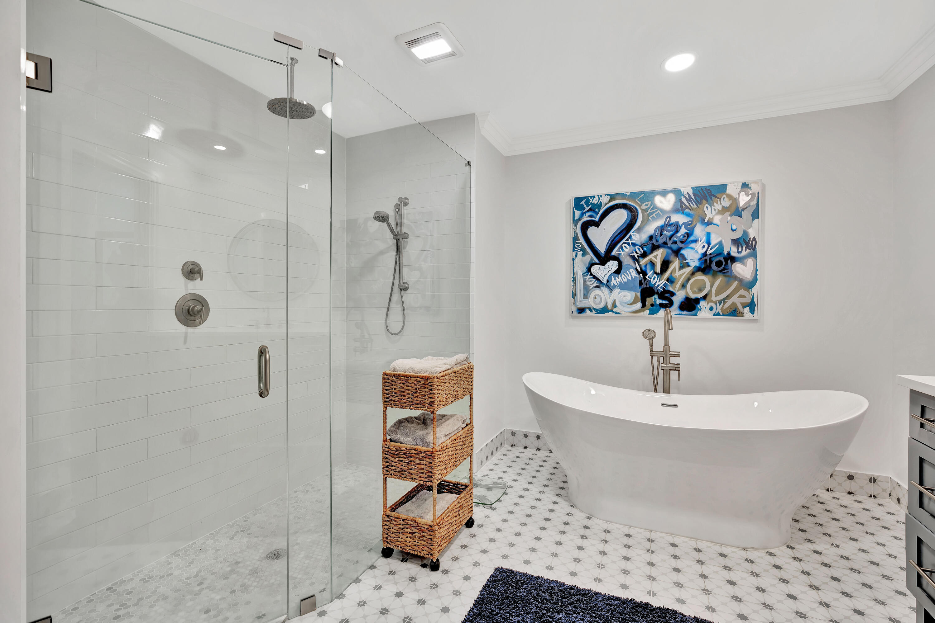 242 E River Park Drive