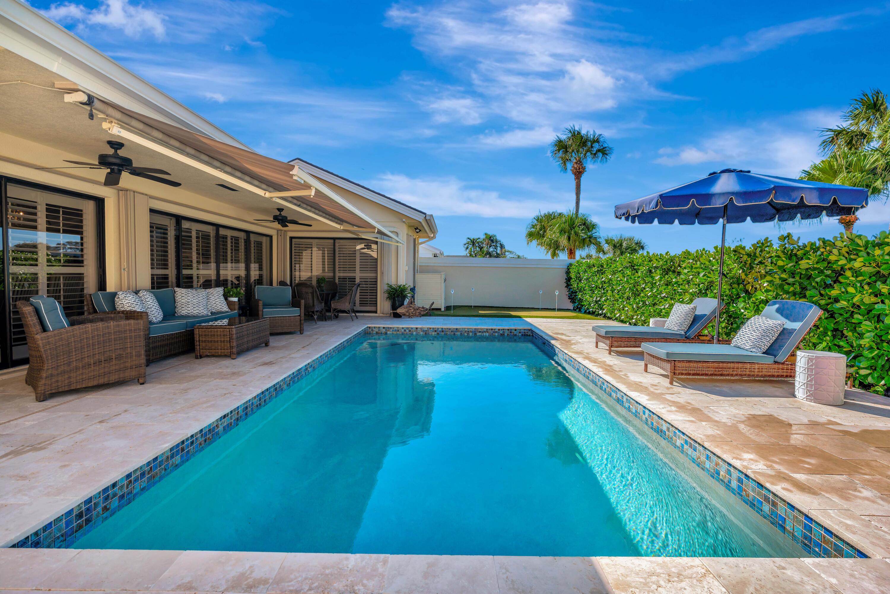 242 E River Park Drive