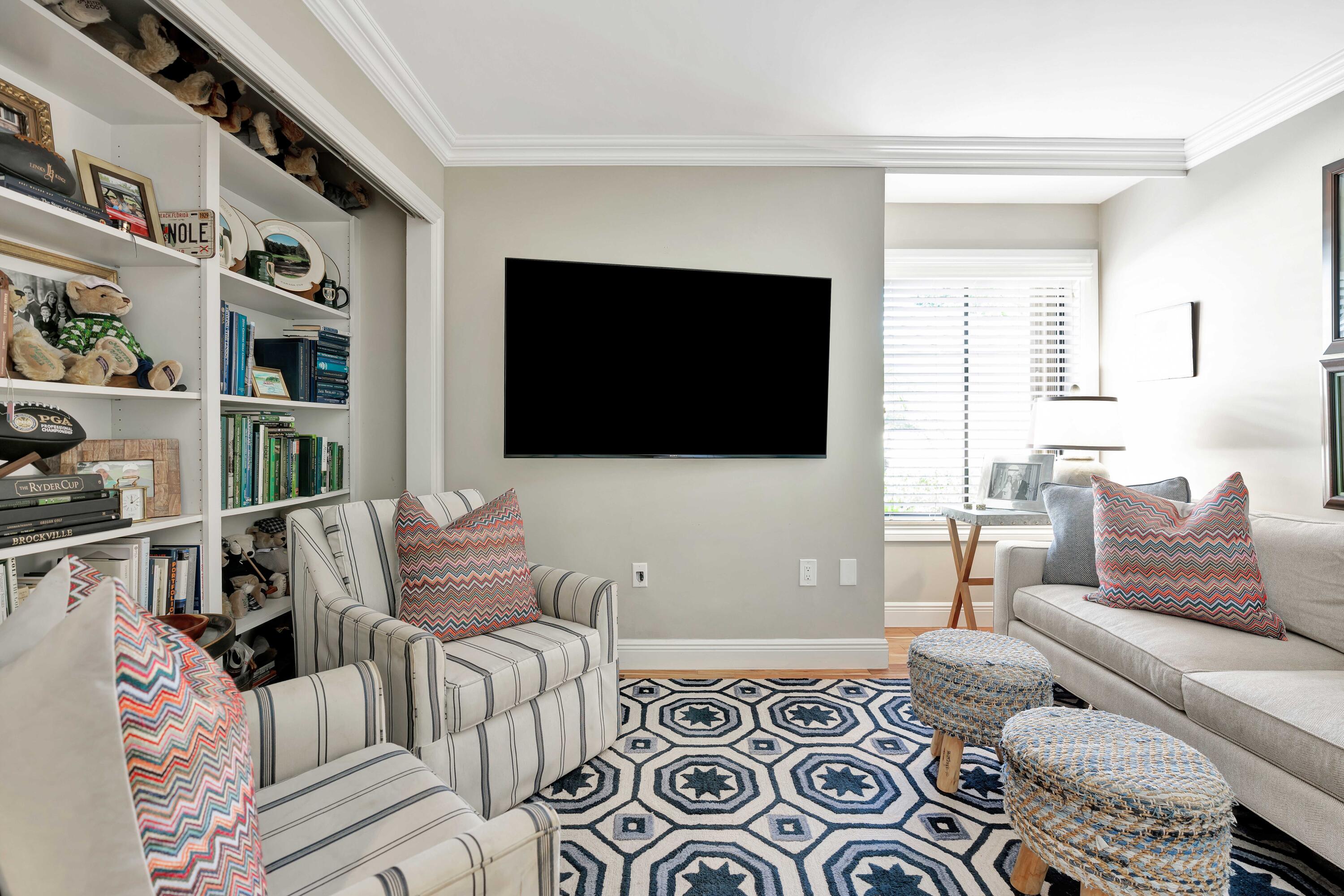 242 E River Park Drive