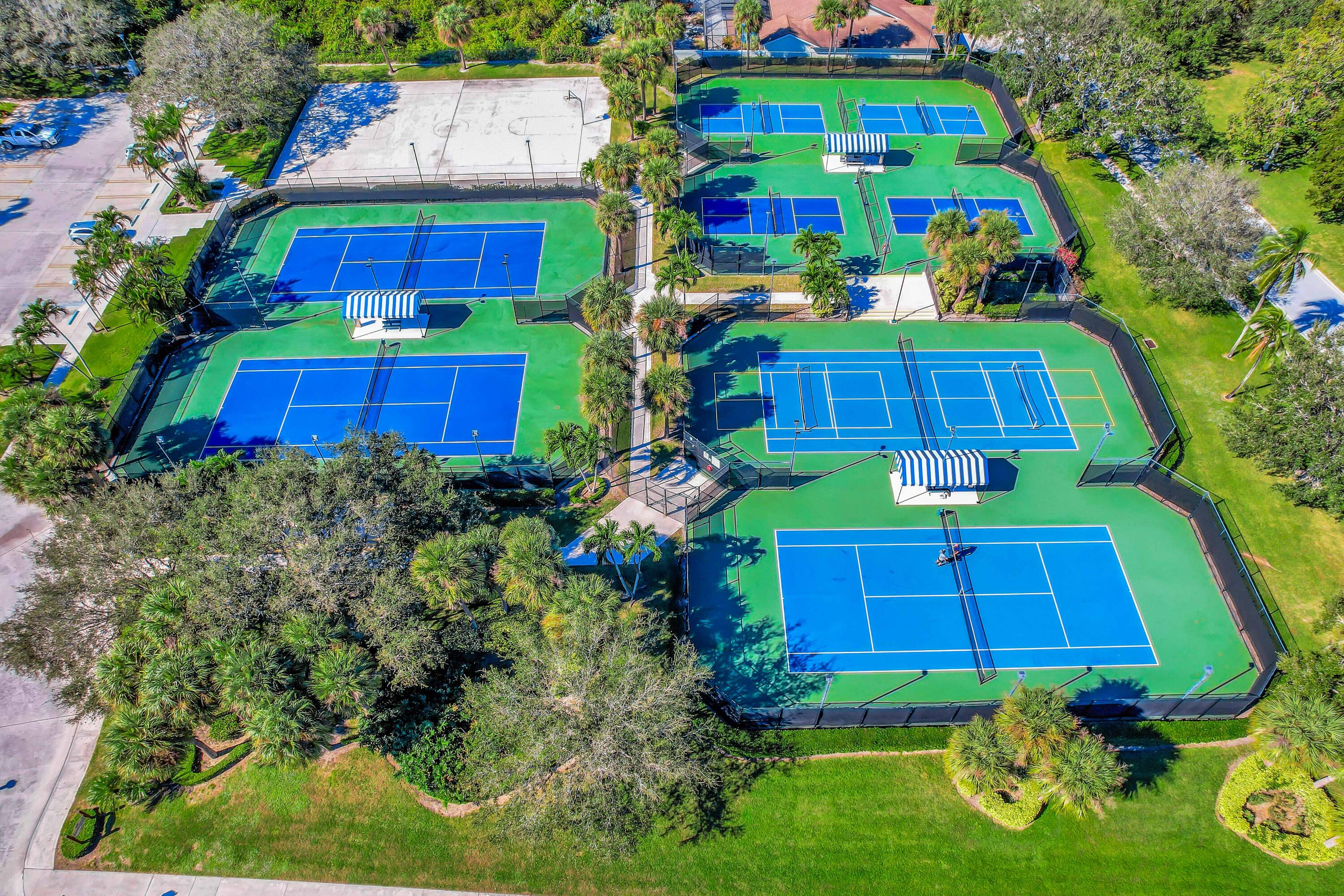 242 E River Park Drive