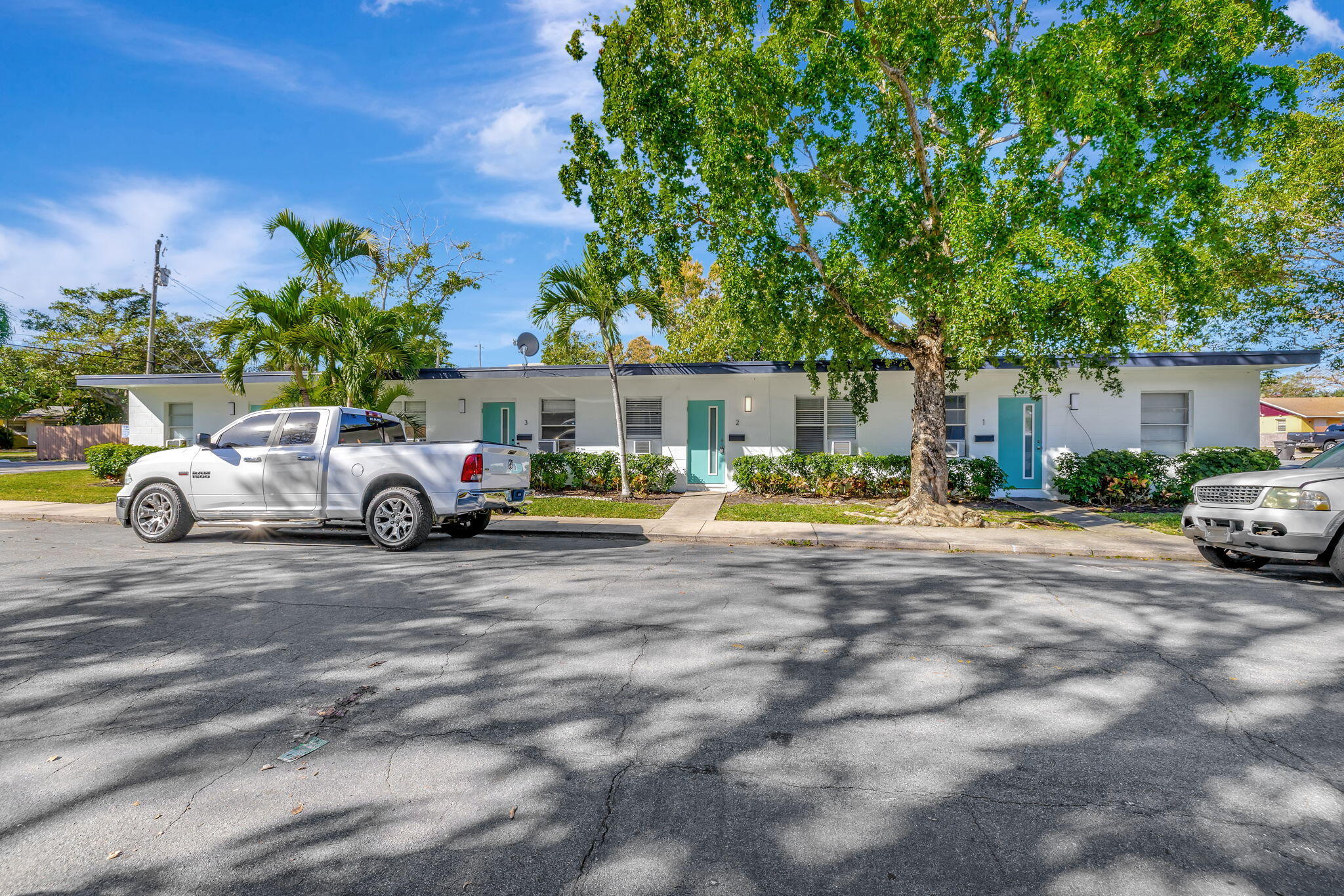 428 Roseland Drive