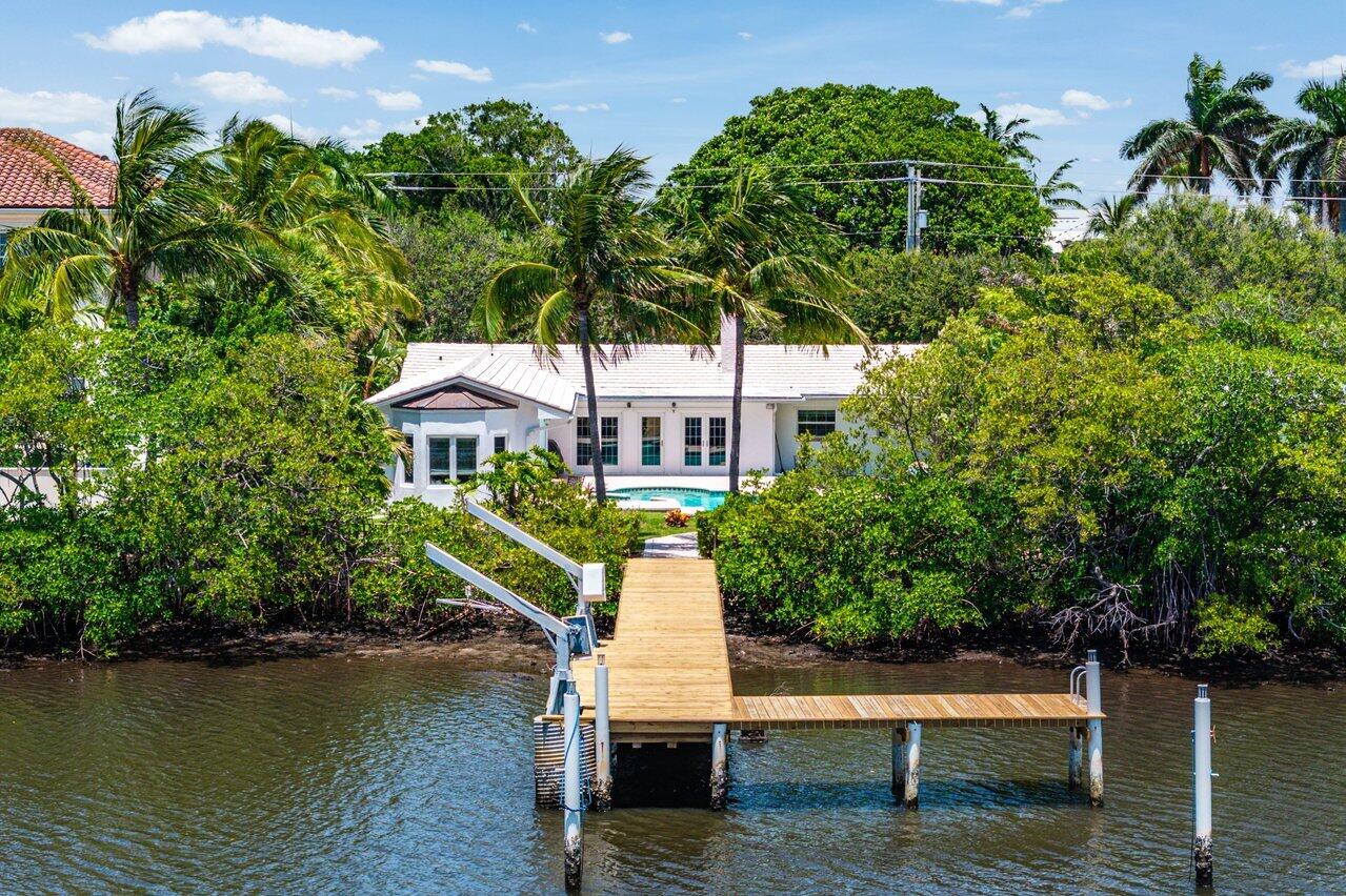 720 N Atlantic Drive, Lantana