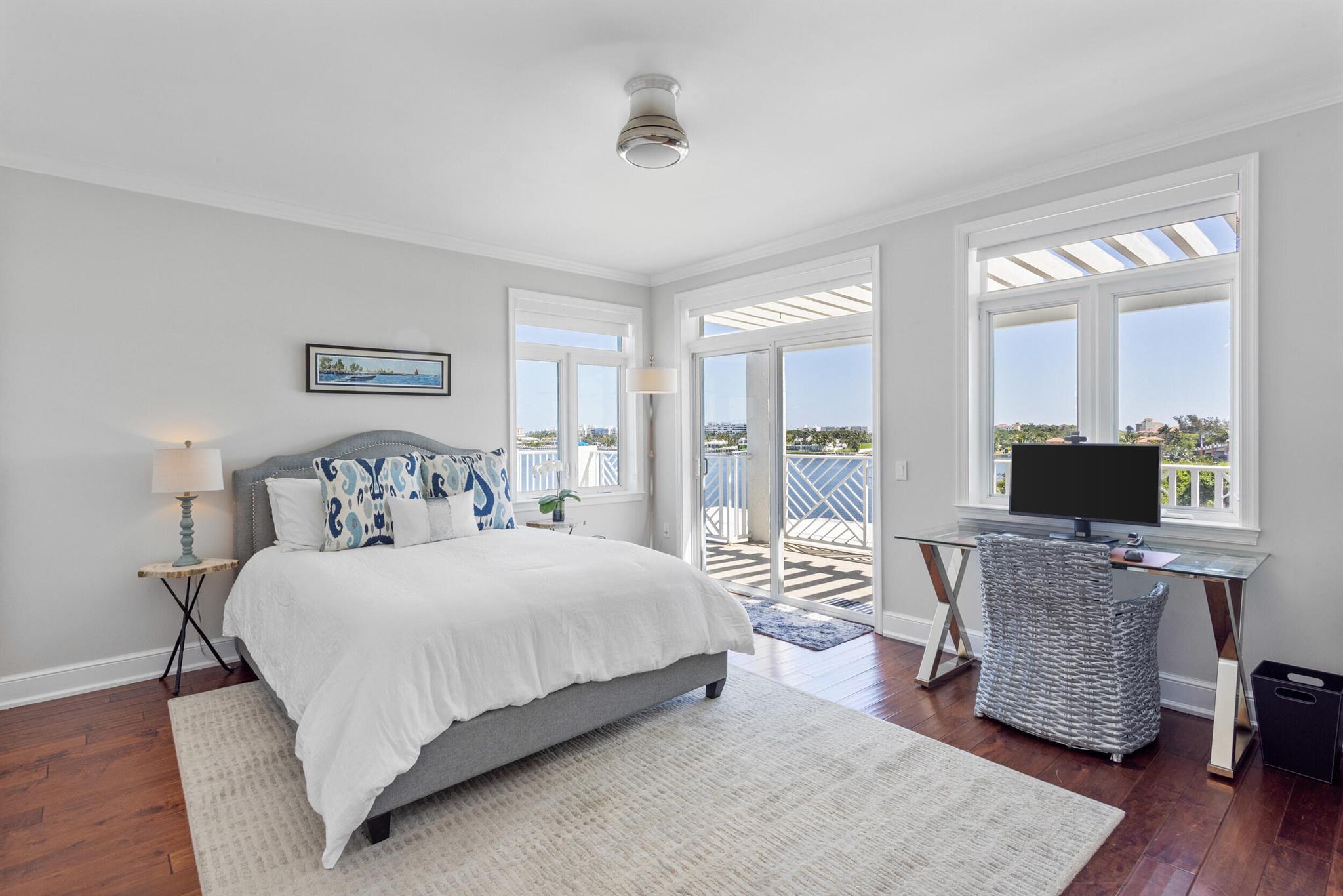 309 E Ocean Avenue Ph