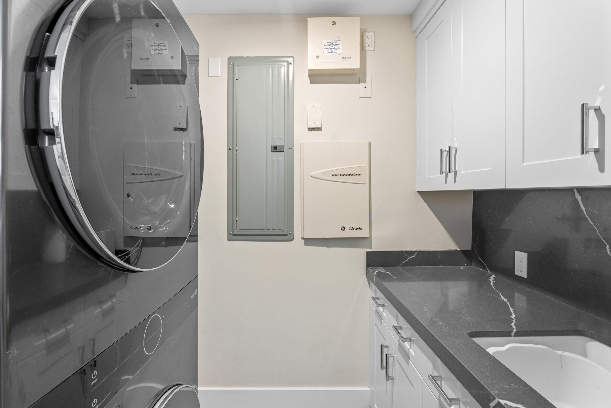 309 E Ocean Avenue 302