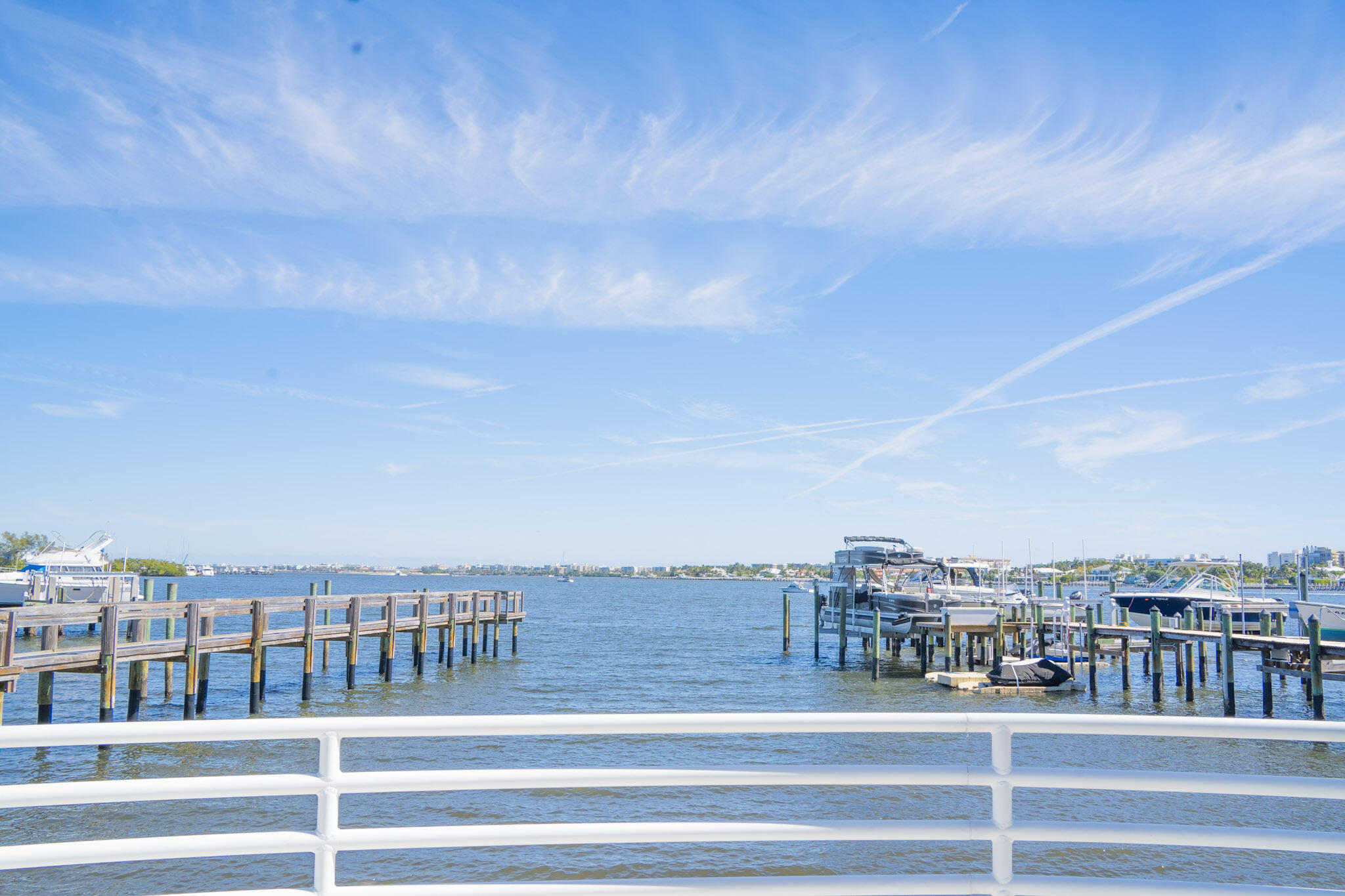 309 E Ocean Avenue 302