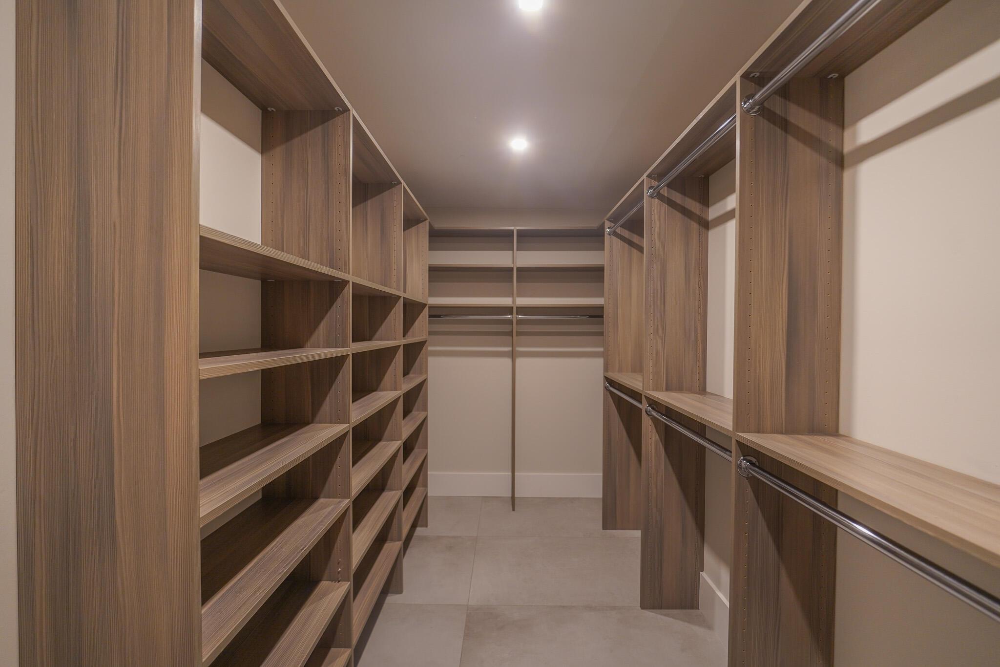 309 E Ocean Avenue 302