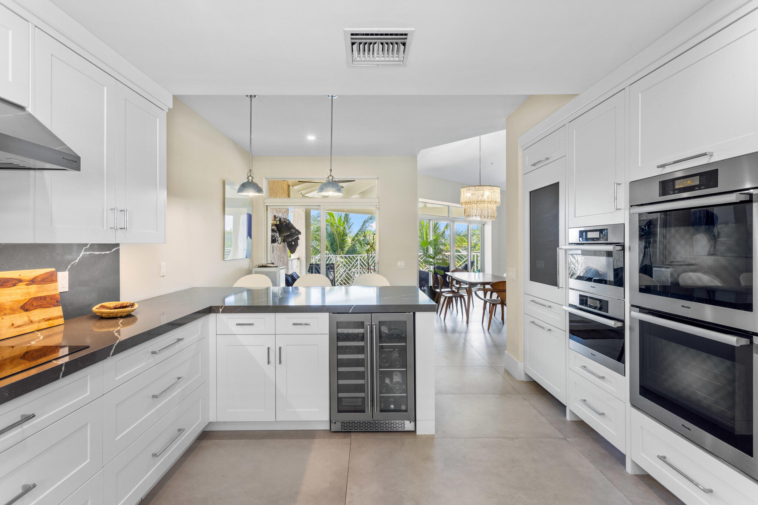 309 E Ocean Avenue 302