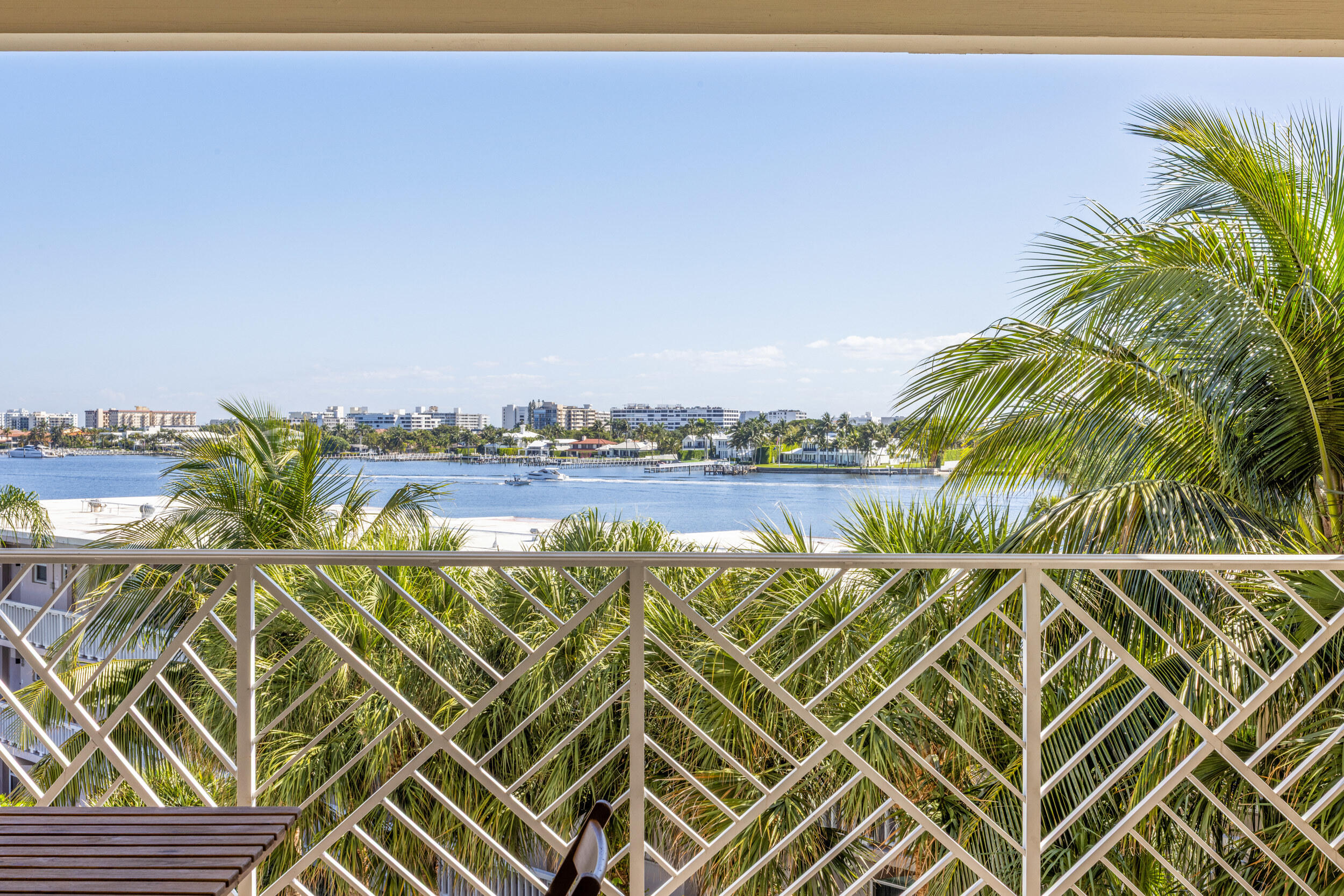 309 E Ocean Avenue 302