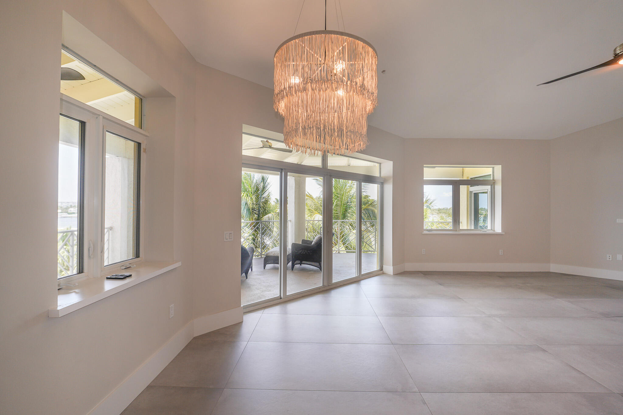 309 E Ocean Avenue 302