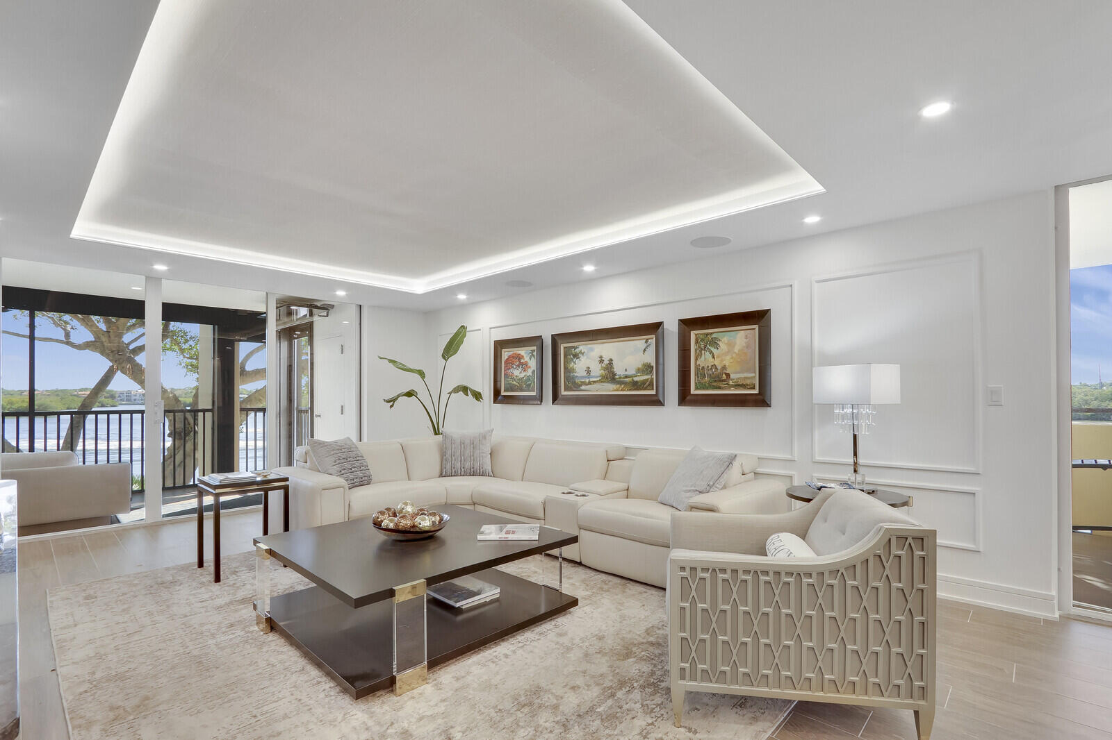 1000 N Us Highway 1 El201