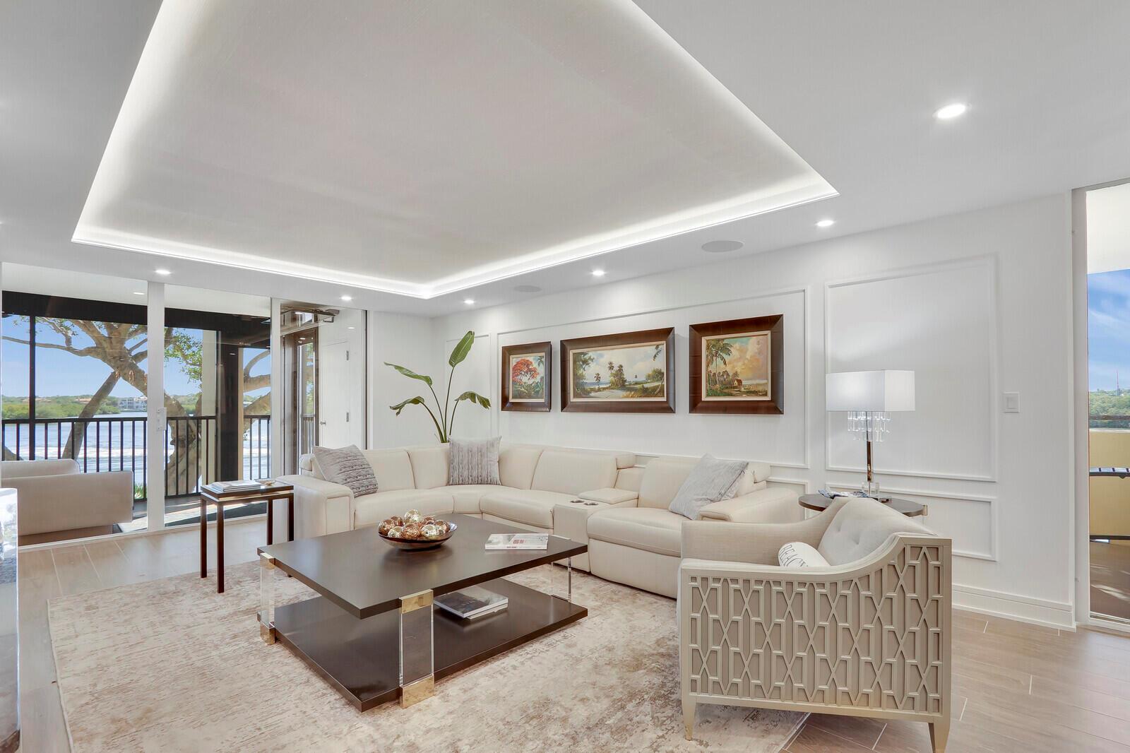 1000 N Us Highway 1 El201