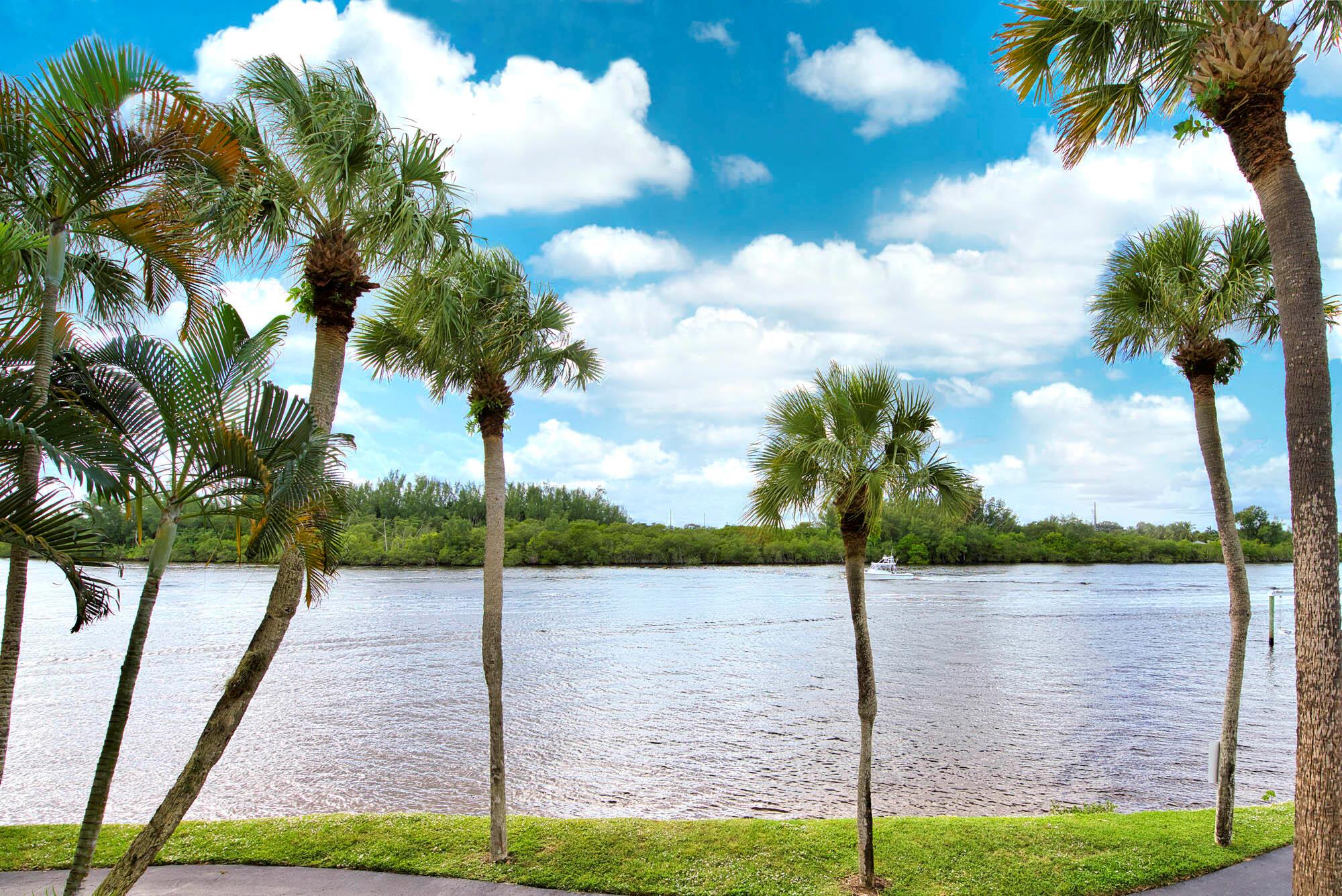 1000 N Us Highway 1 El201