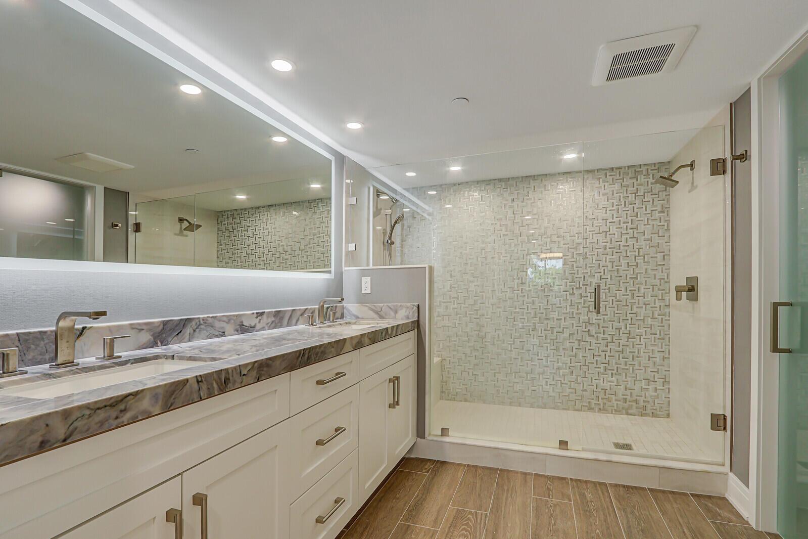 1000 N Us Highway 1 El201