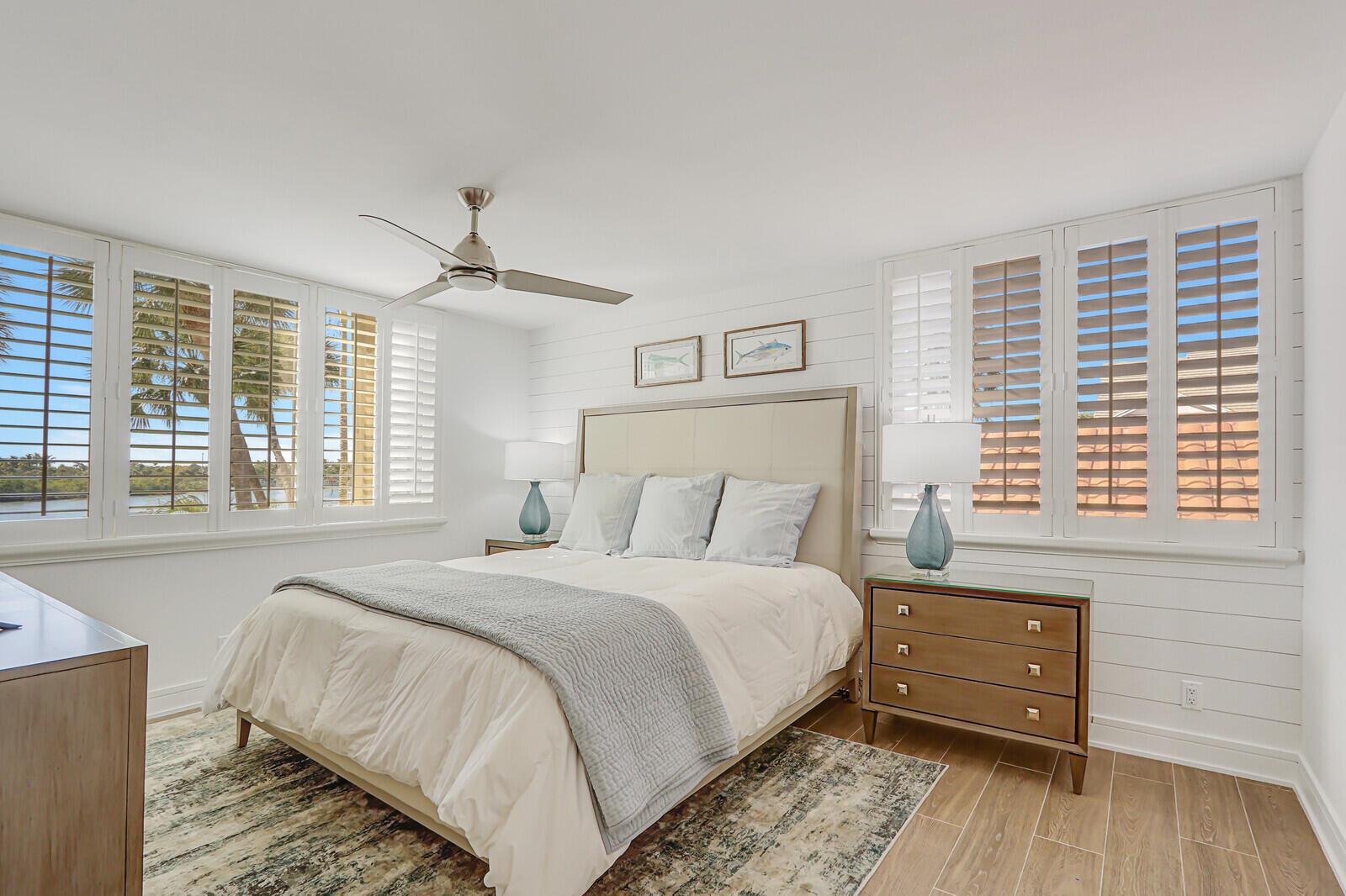 1000 N Us Highway 1 El201