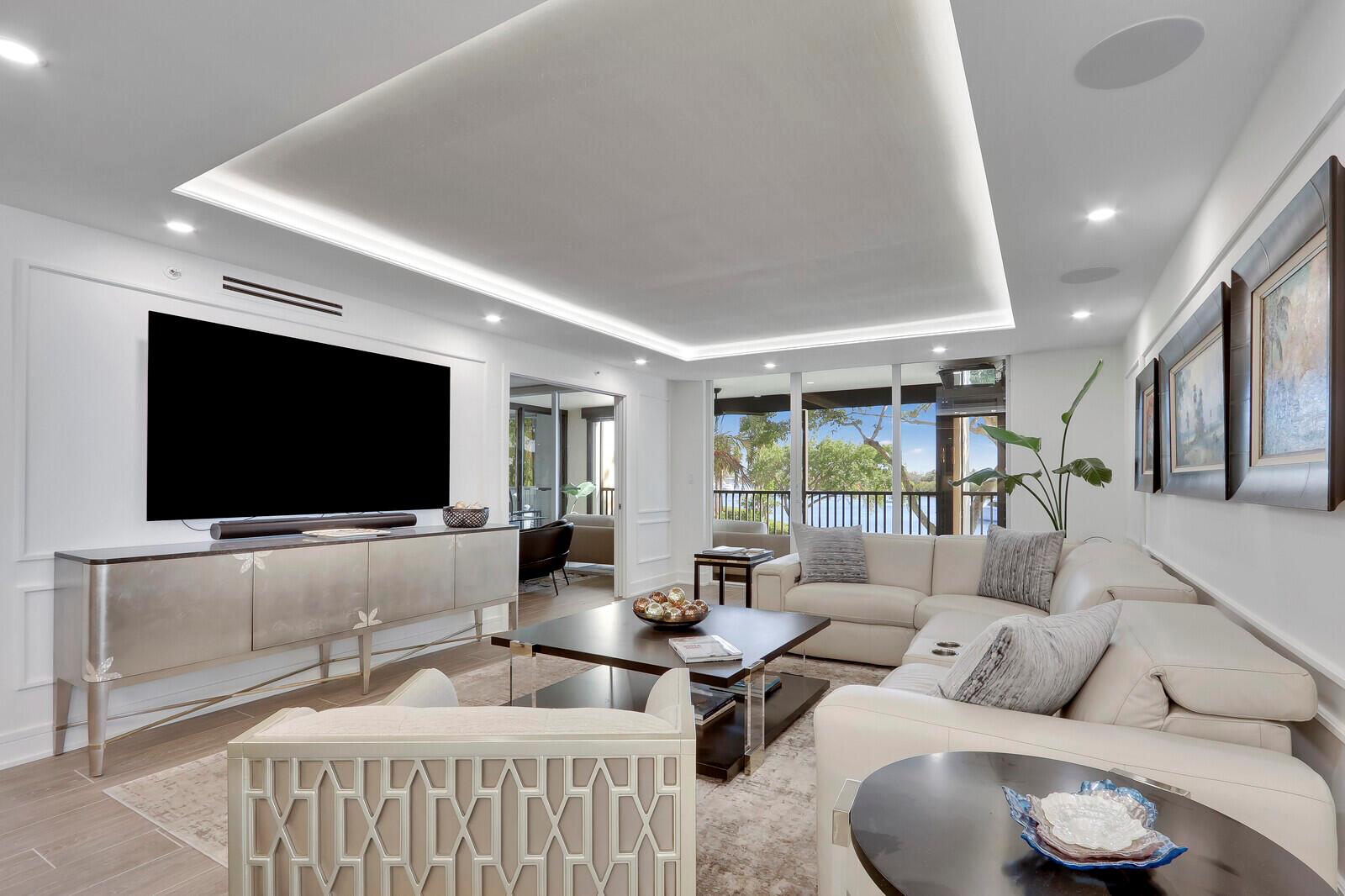 1000 N Us Highway 1 El201