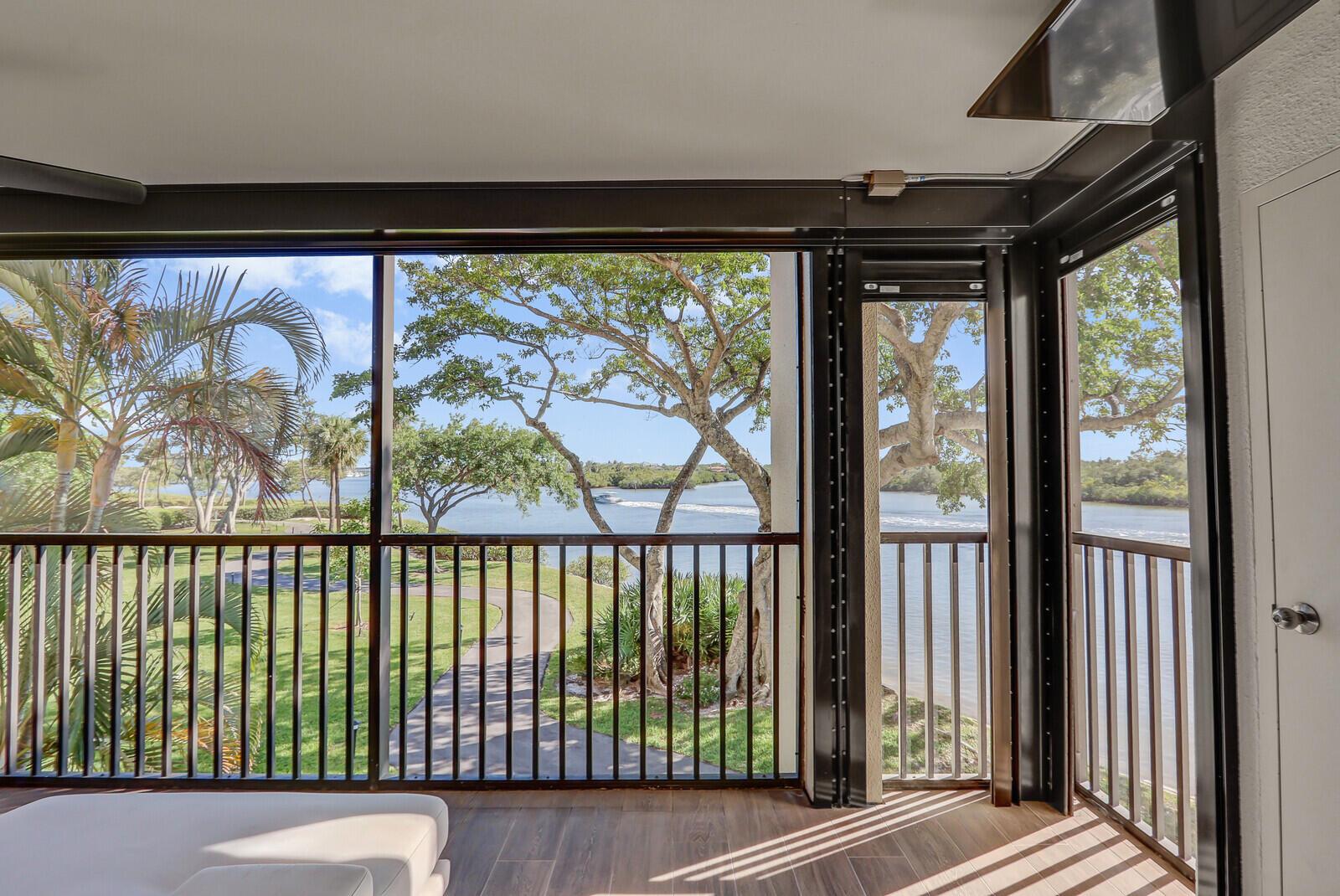 1000 N Us Highway 1 El201