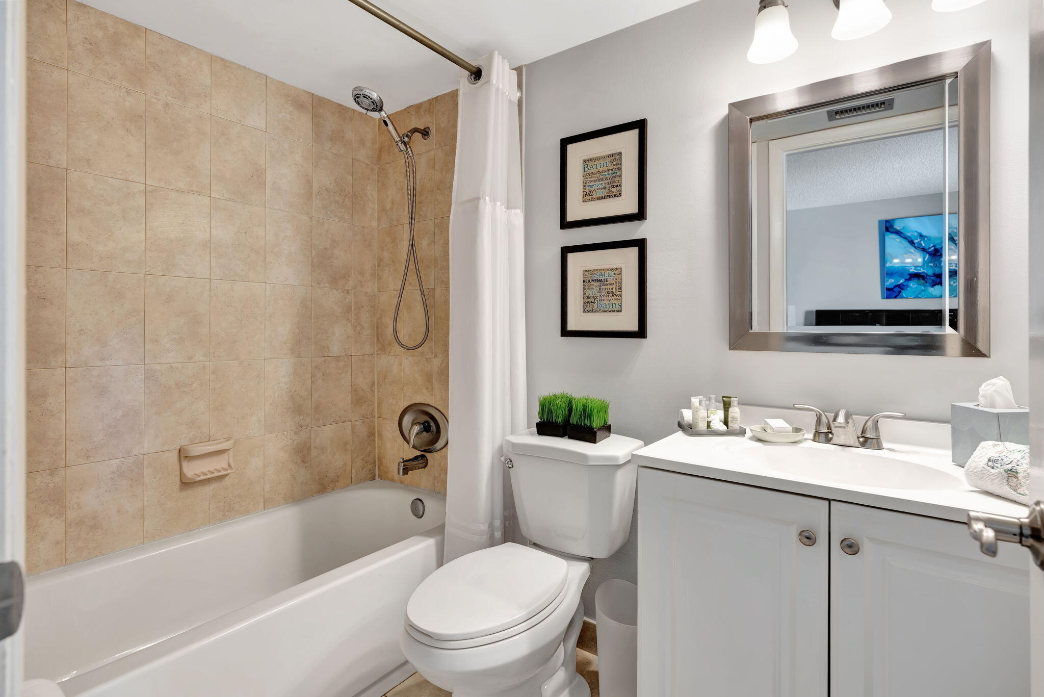 1605 S Us Highway 1 V6-205, Jupiter Unit: V6-205