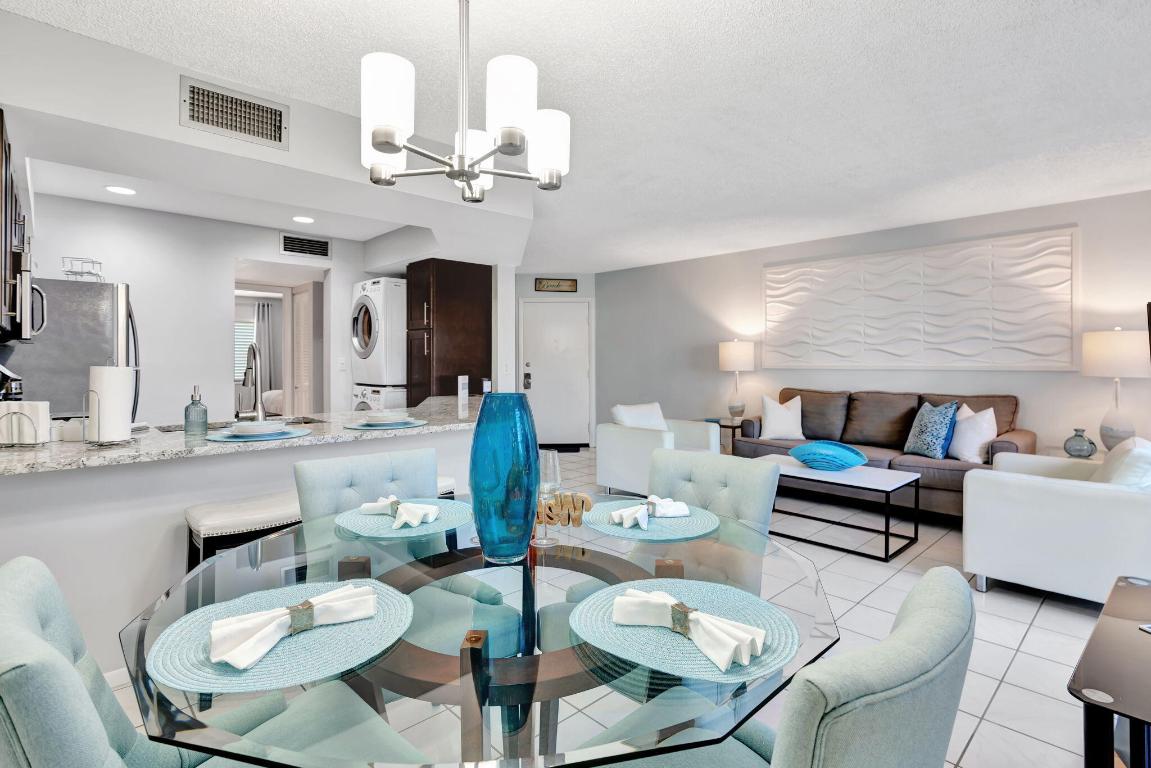 1605 S Us Highway 1 V6-205, Jupiter Unit: V6-205