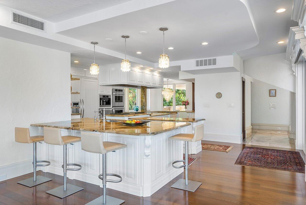 1880 S Ocean Boulevard, Manalapan