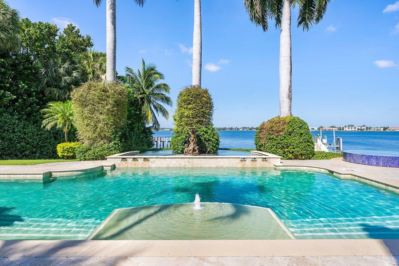 1880 S Ocean Boulevard, Manalapan