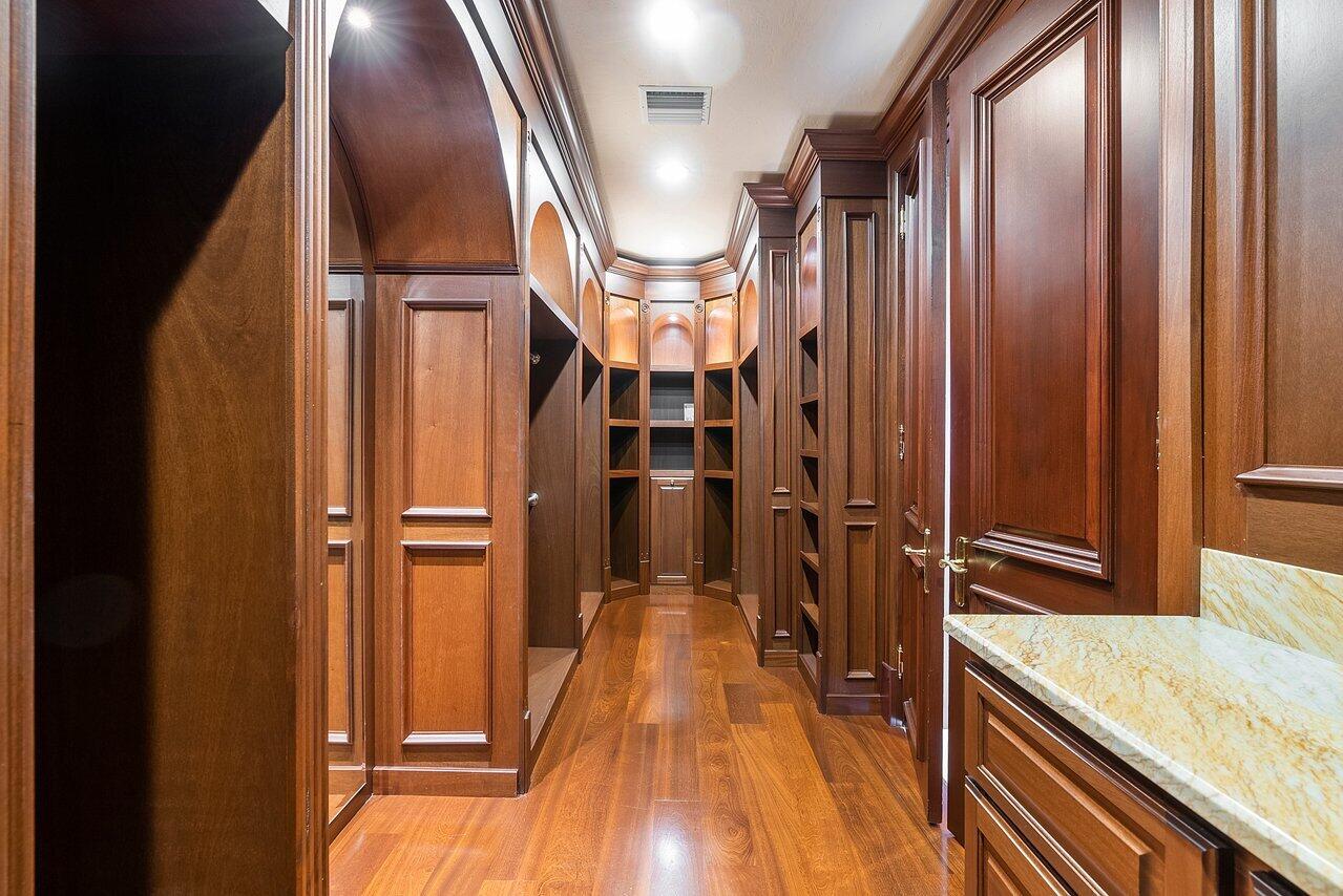 1880 S Ocean Boulevard, Manalapan