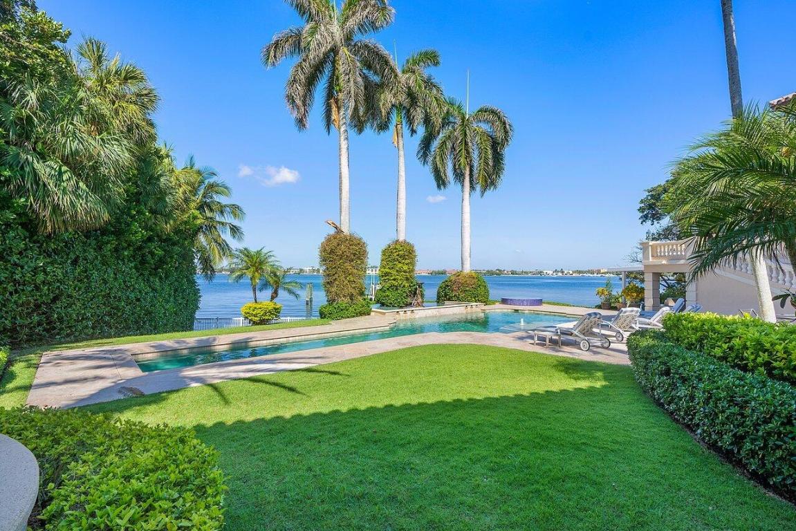 1880 S Ocean Boulevard, Manalapan