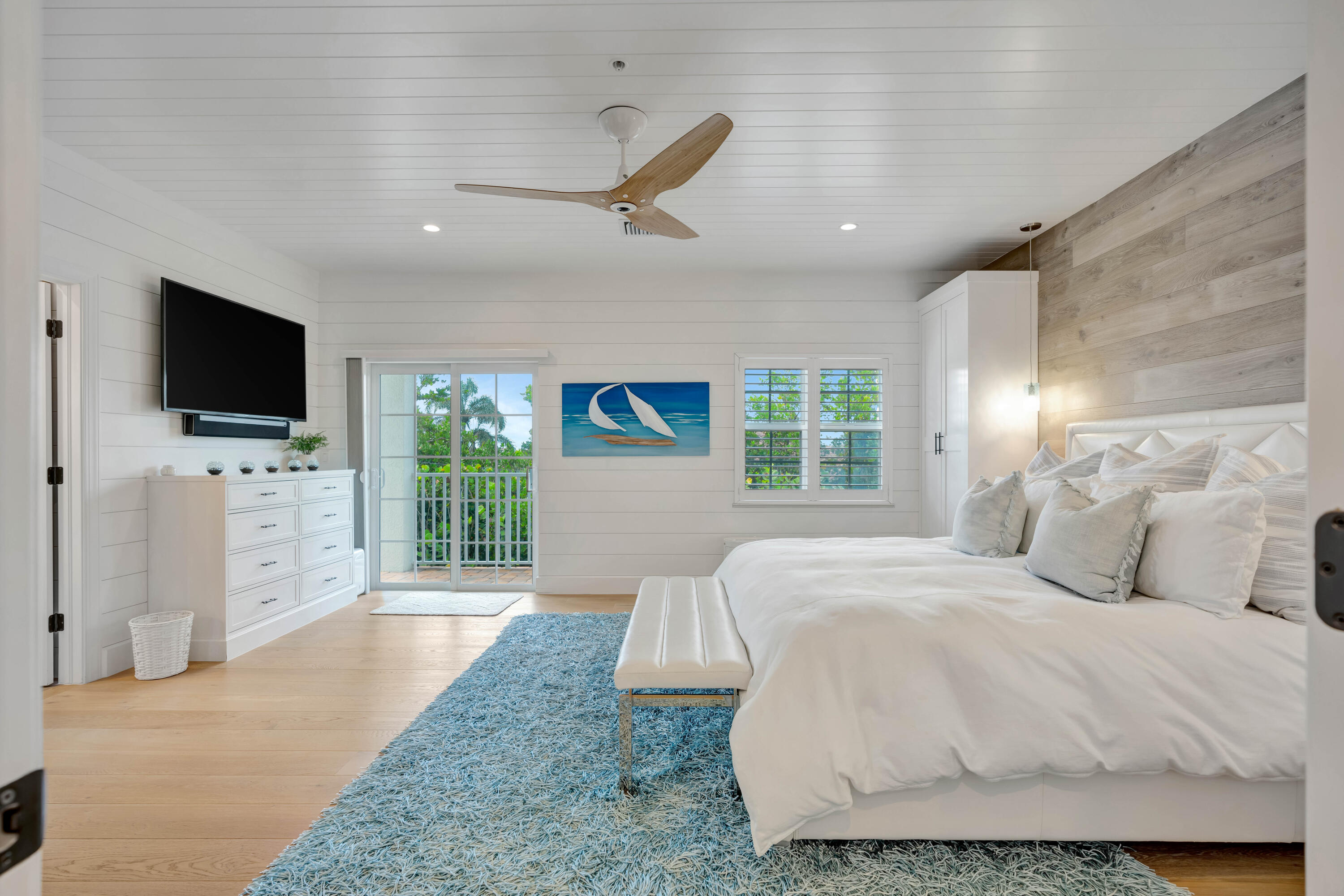 270 Mercury Road D