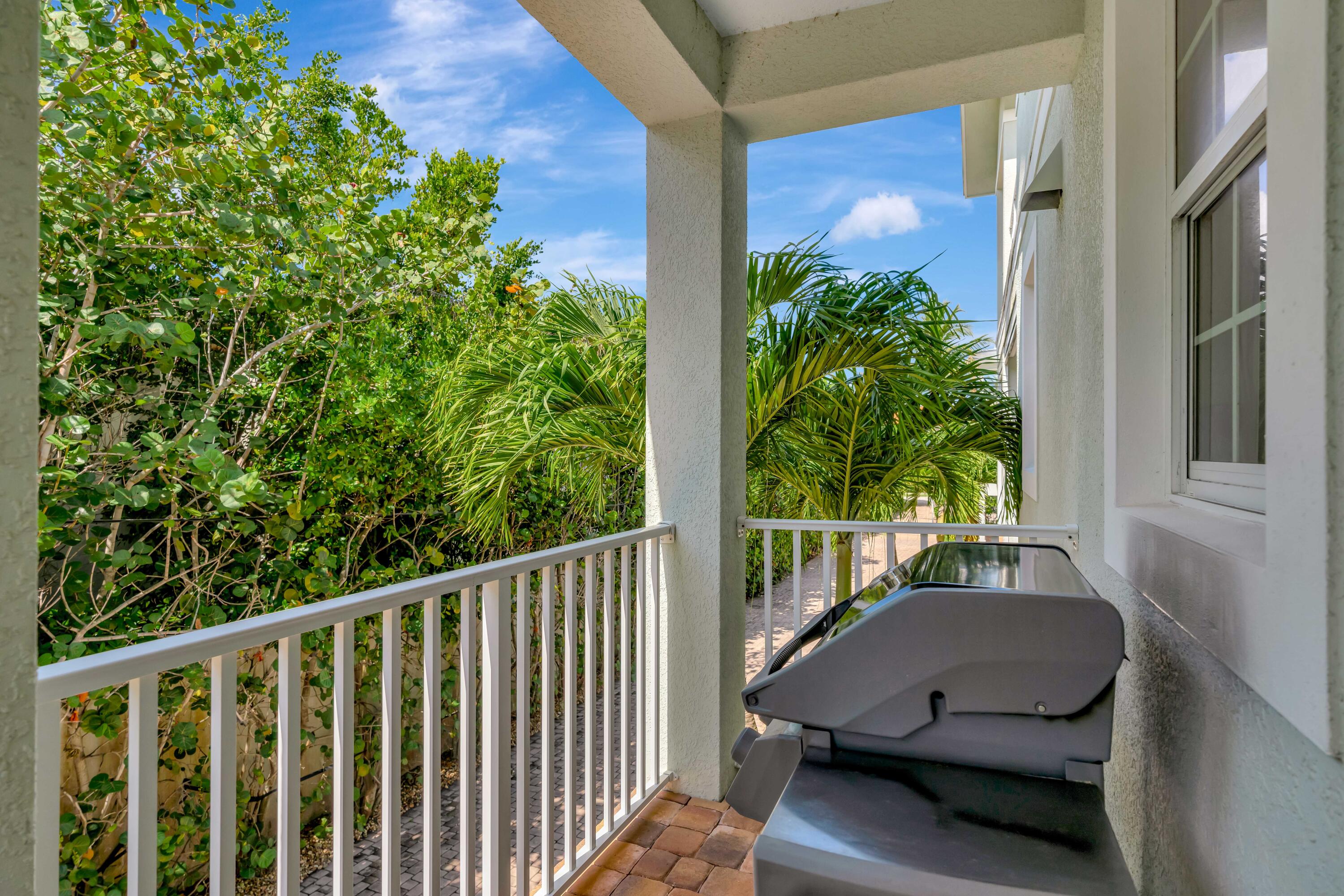 270 Mercury Road D