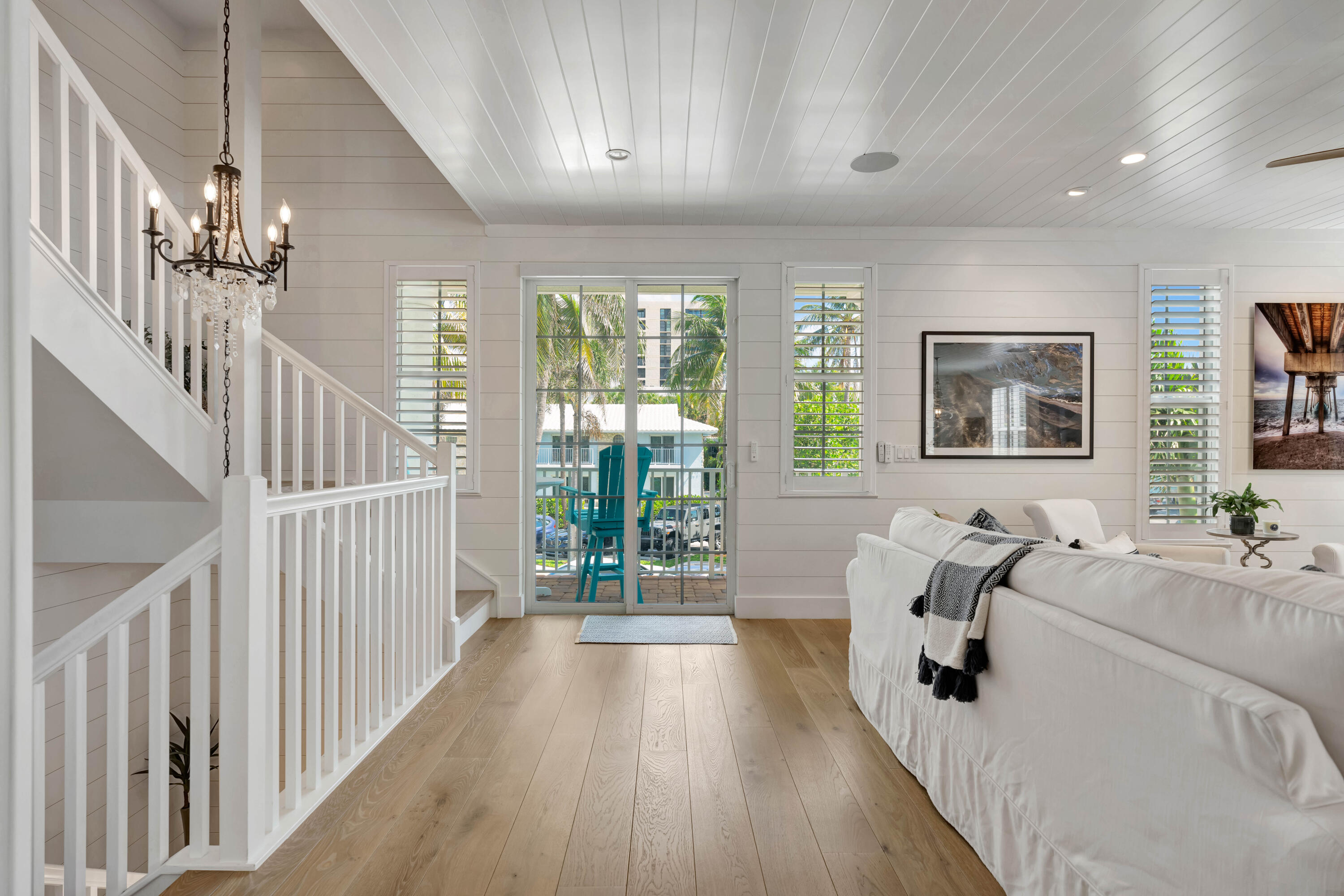 270 Mercury Road D