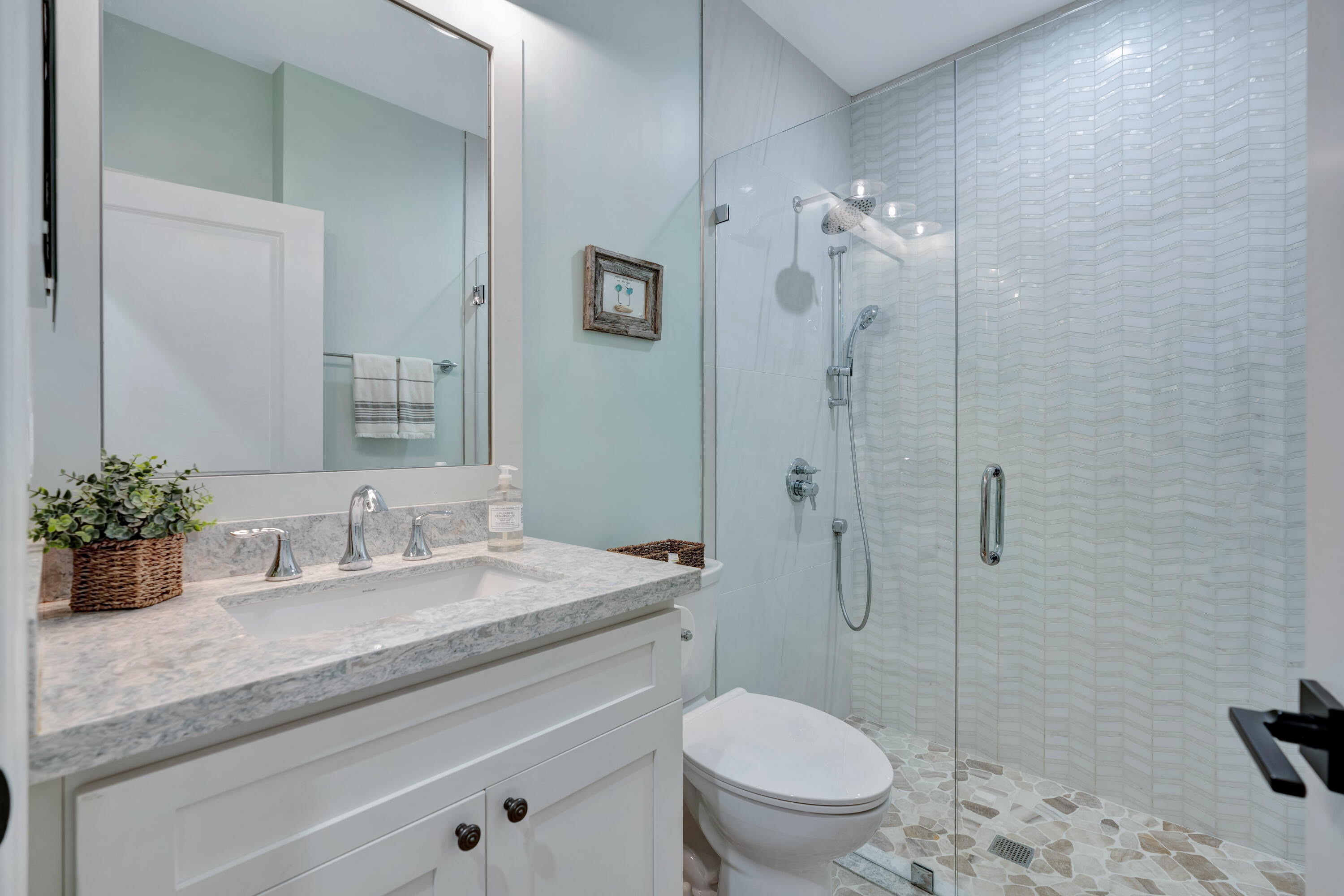 270 Mercury Road D