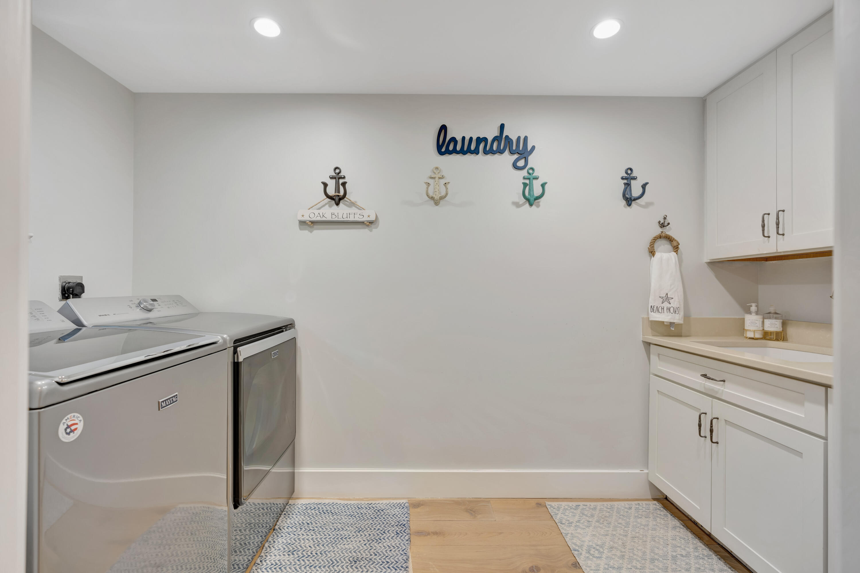 270 Mercury Road D