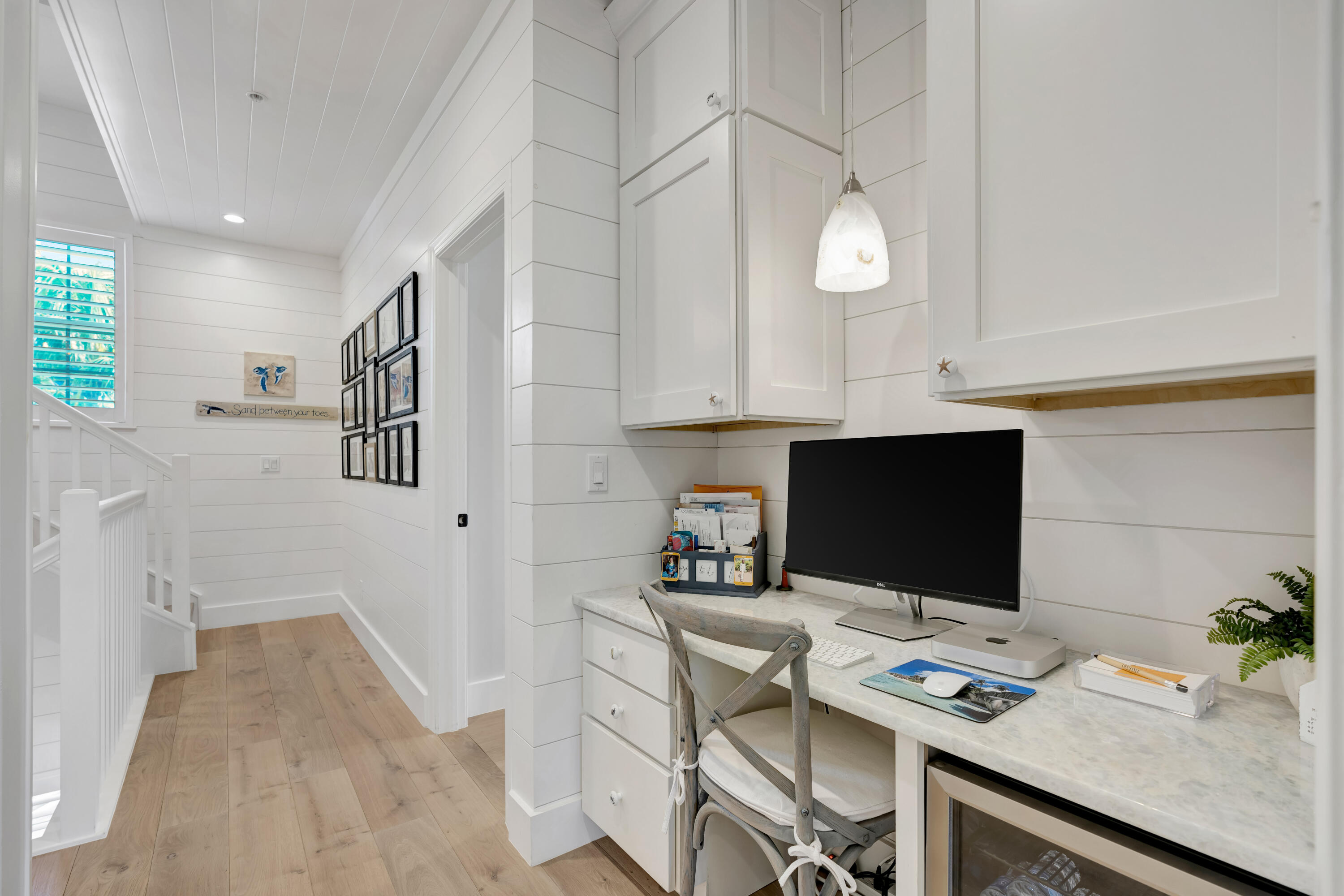 270 Mercury Road D