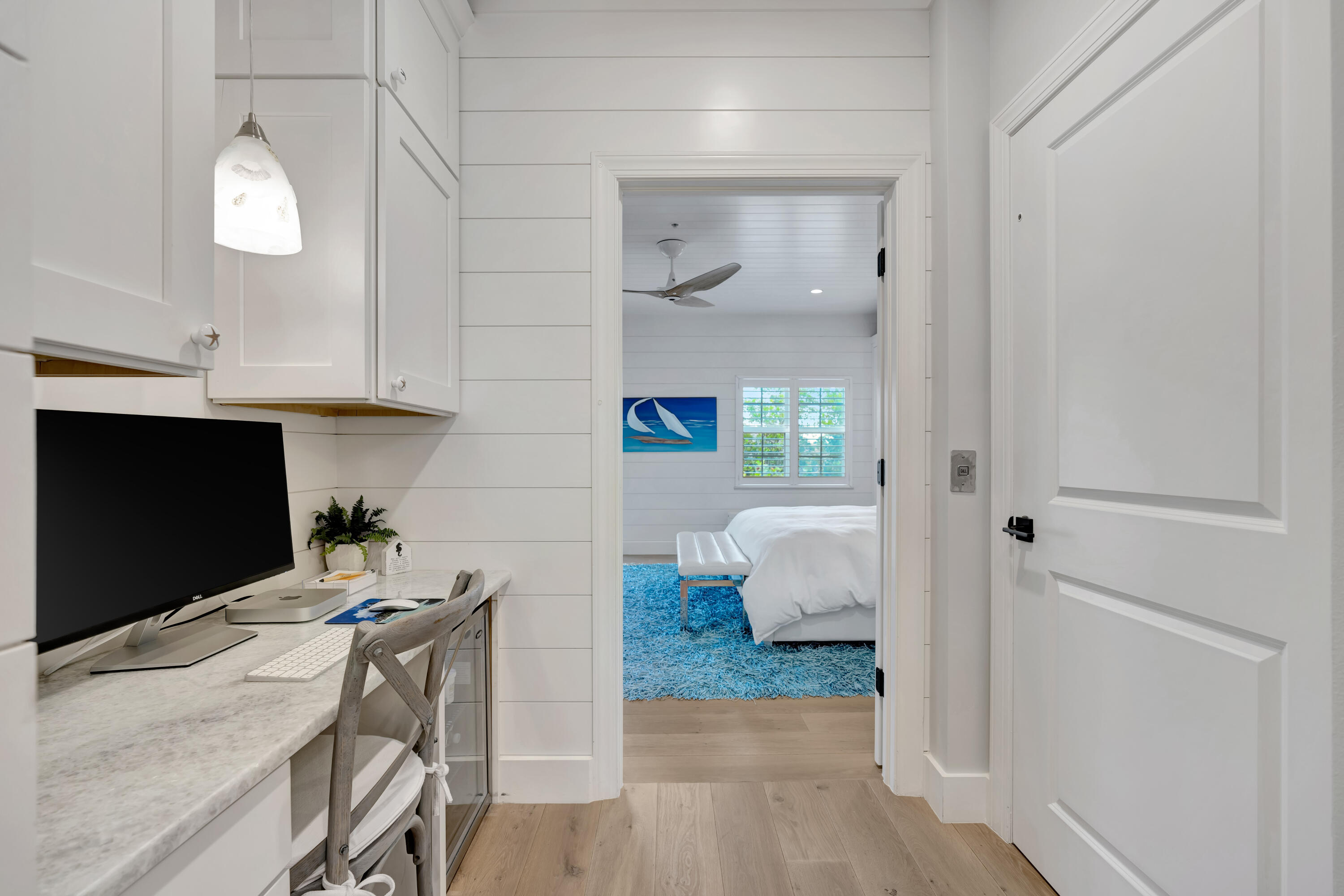 270 Mercury Road D