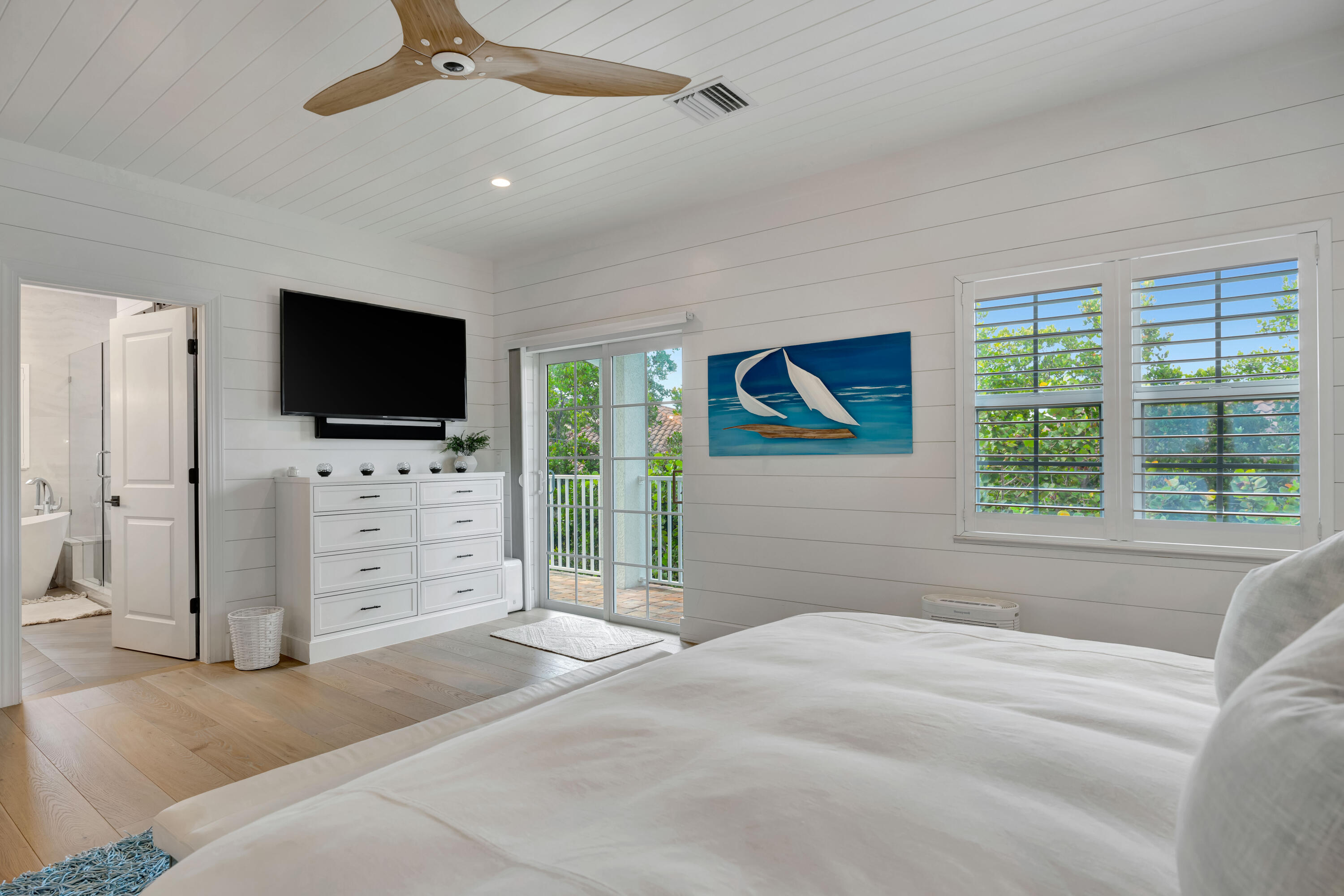 270 Mercury Road D