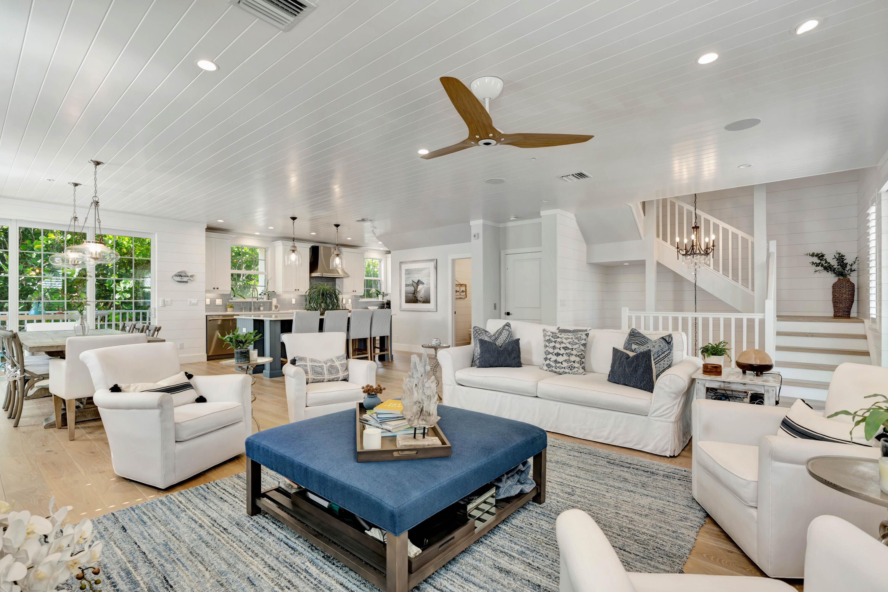 270 Mercury Road D