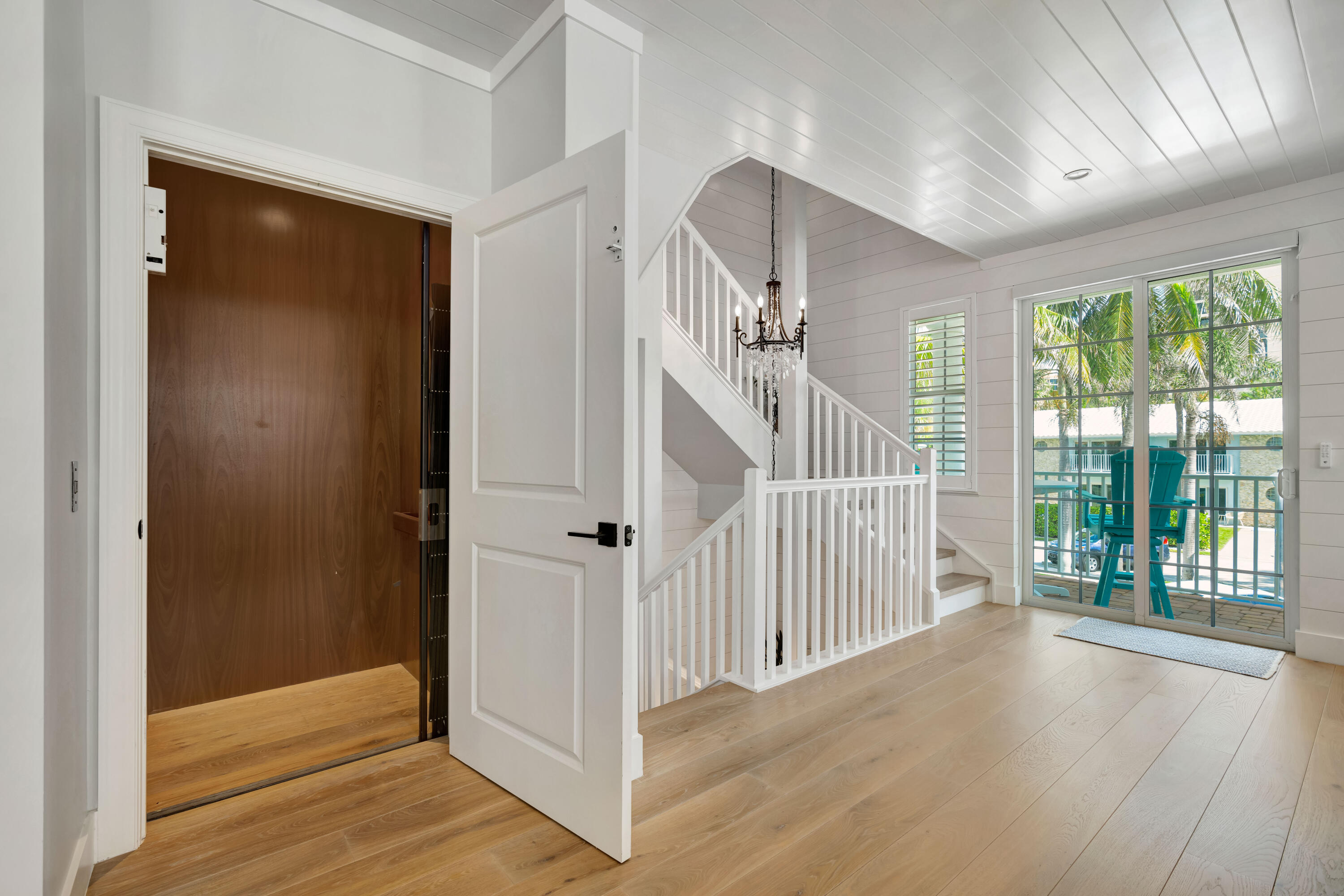270 Mercury Road D