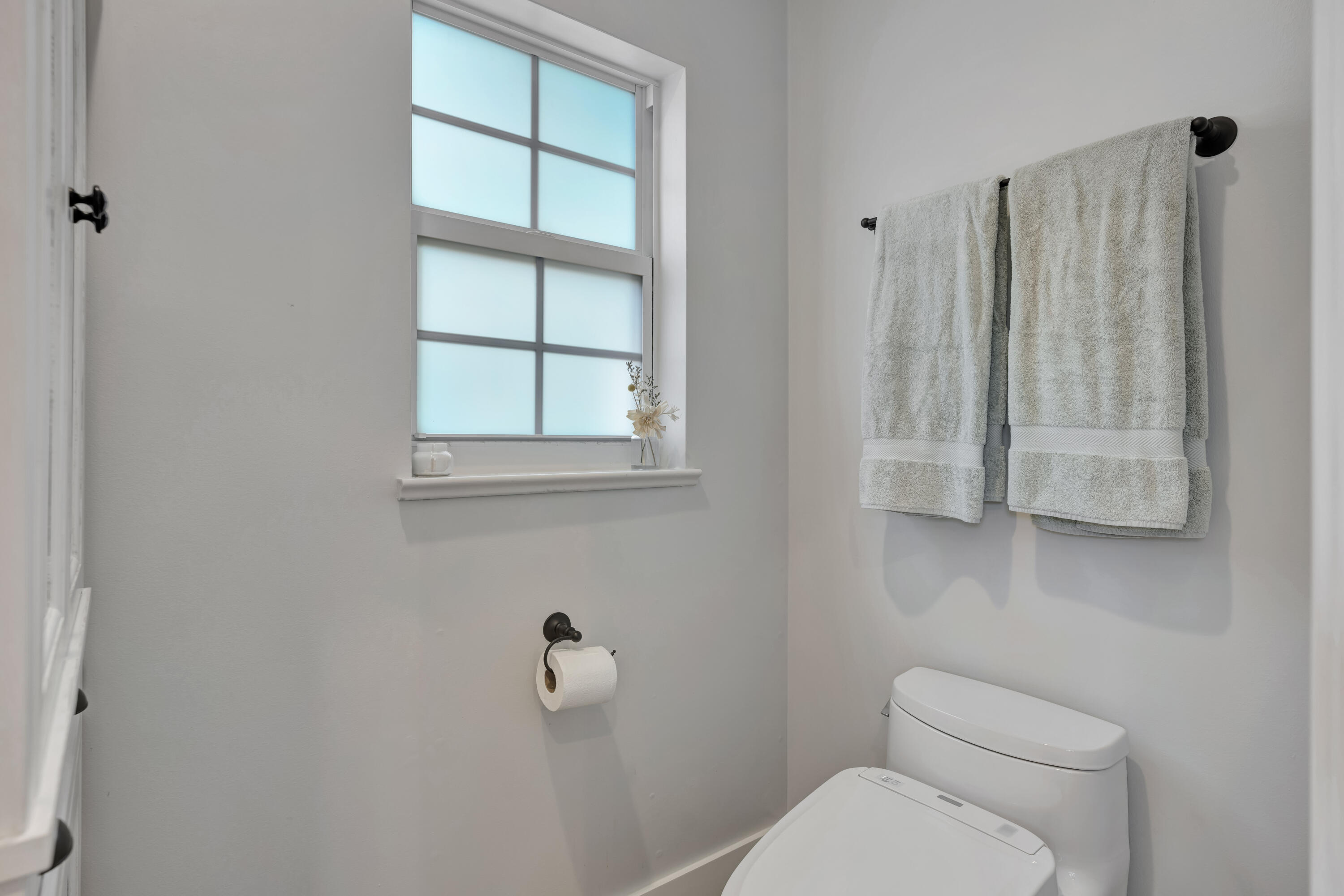 270 Mercury Road D