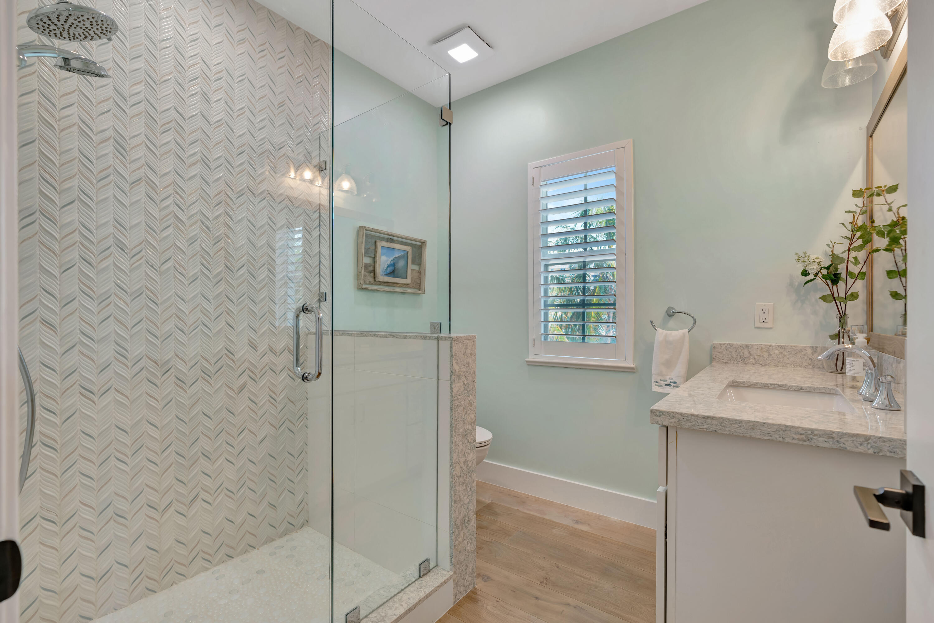 270 Mercury Road D